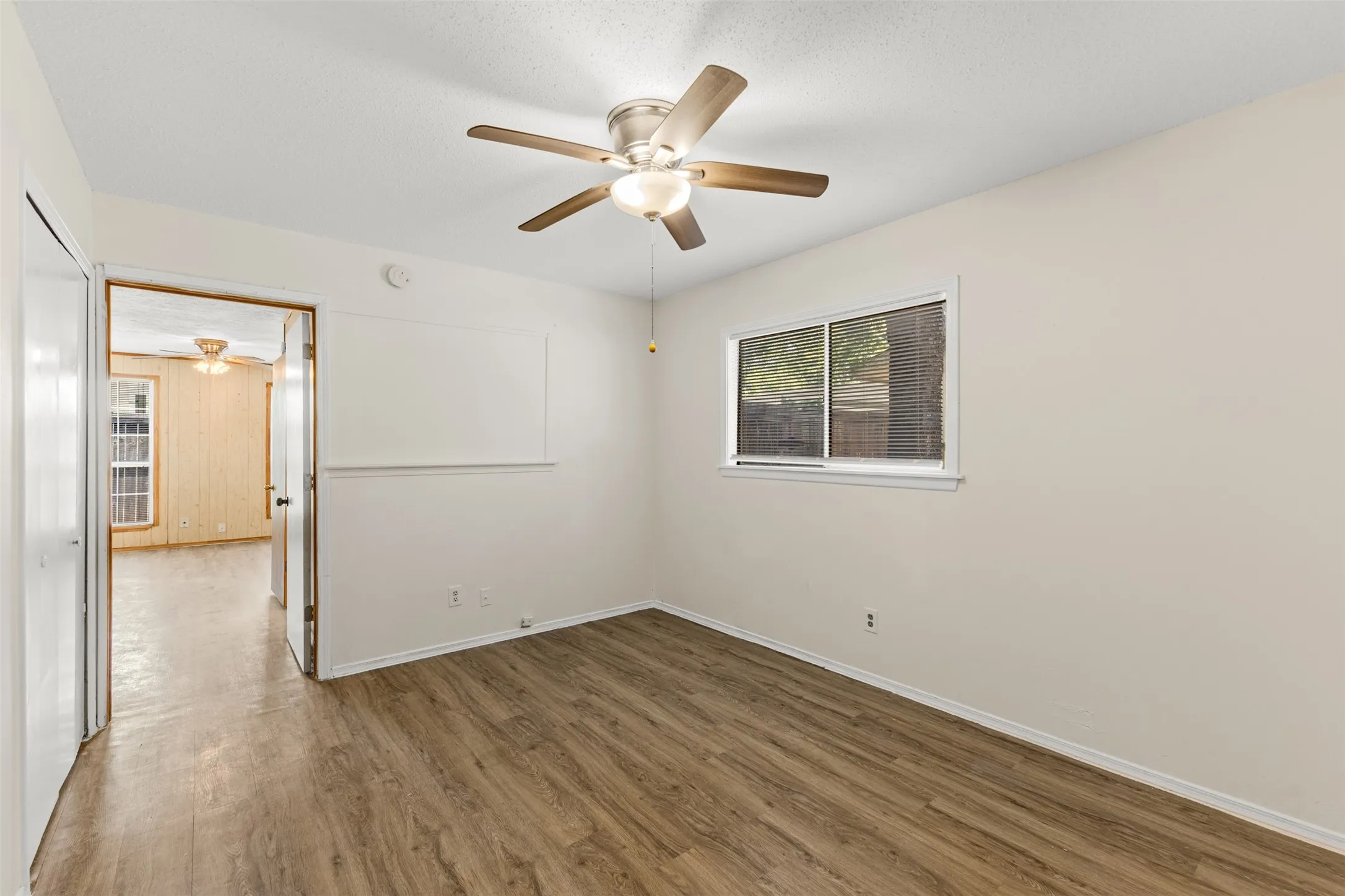 Single Family Residence For Rent in Collin County , 929 Meadow Mead Drive, Allen, Texas 75002, 4 Bedroom, 3 Bathroom, 1 Garage spaces, 1,562 Sqft, built in 1968, mls#21365898, Real Estate Agent in Allen, Homes For Rent in Collin county, Homes For Rent in Allen, Realtor in Allen Texas, Real Estate Brokerage Independent Realty Texas, Luminita Cordes Realtor