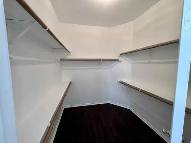 Single Family Residence For Rent in Denton County , 1613 Castle Creek Drive, Little Elm, Texas 75068, 4 Bedroom, 2 Bathroom, 2 Garage spaces, 2,094 Sqft, built in 2007, mls#21367190, Real Estate Agent in Little Elm, Homes For Rent in Denton county, Homes For Rent in Little Elm, Realtor in Little Elm Texas, Real Estate Brokerage Independent Realty Texas, Luminita Cordes Realtor