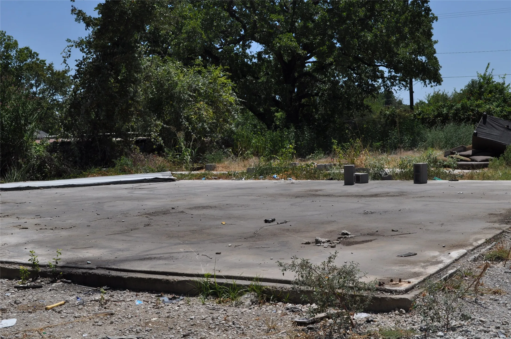 Industrial For Sale in Dallas County , 8632 San Marino Avenue, Dallas, Texas 75217, 0, 0, Garage spaces, 0 Sqft, built in 1990, mls#21367361, Real Estate Agent in Dallas, Homes For Sale in Dallas county, Homes For Sale in Dallas, Realtor in Dallas Texas, Real Estate Brokerage Independent Realty Texas, Luminita Cordes Realtor