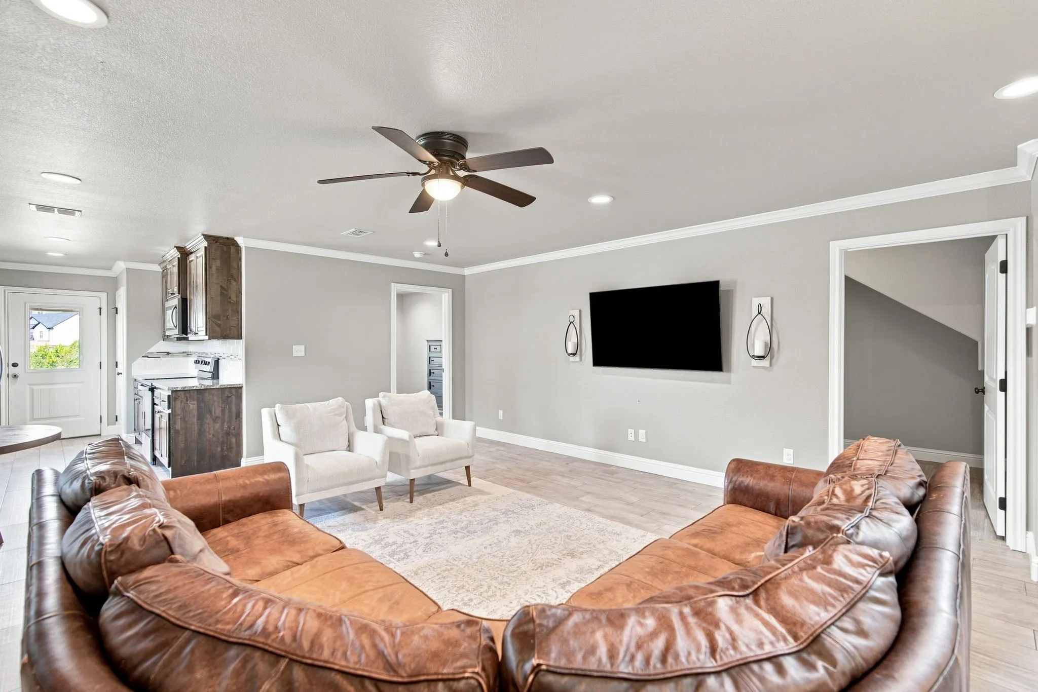 Single Family Residence For Sale in Hood County , 5101 Santa Fe Street, Granbury, Texas 76048, 3 Bedroom, 2 Bathroom, 2 Garage spaces, 1,867 Sqft, built in 2020, mls#21365223, Real Estate Agent in Granbury, Homes For Sale in Hood county, Homes For Sale in Granbury, Realtor in Granbury Texas, Real Estate Brokerage Independent Realty Texas, Luminita Cordes Realtor