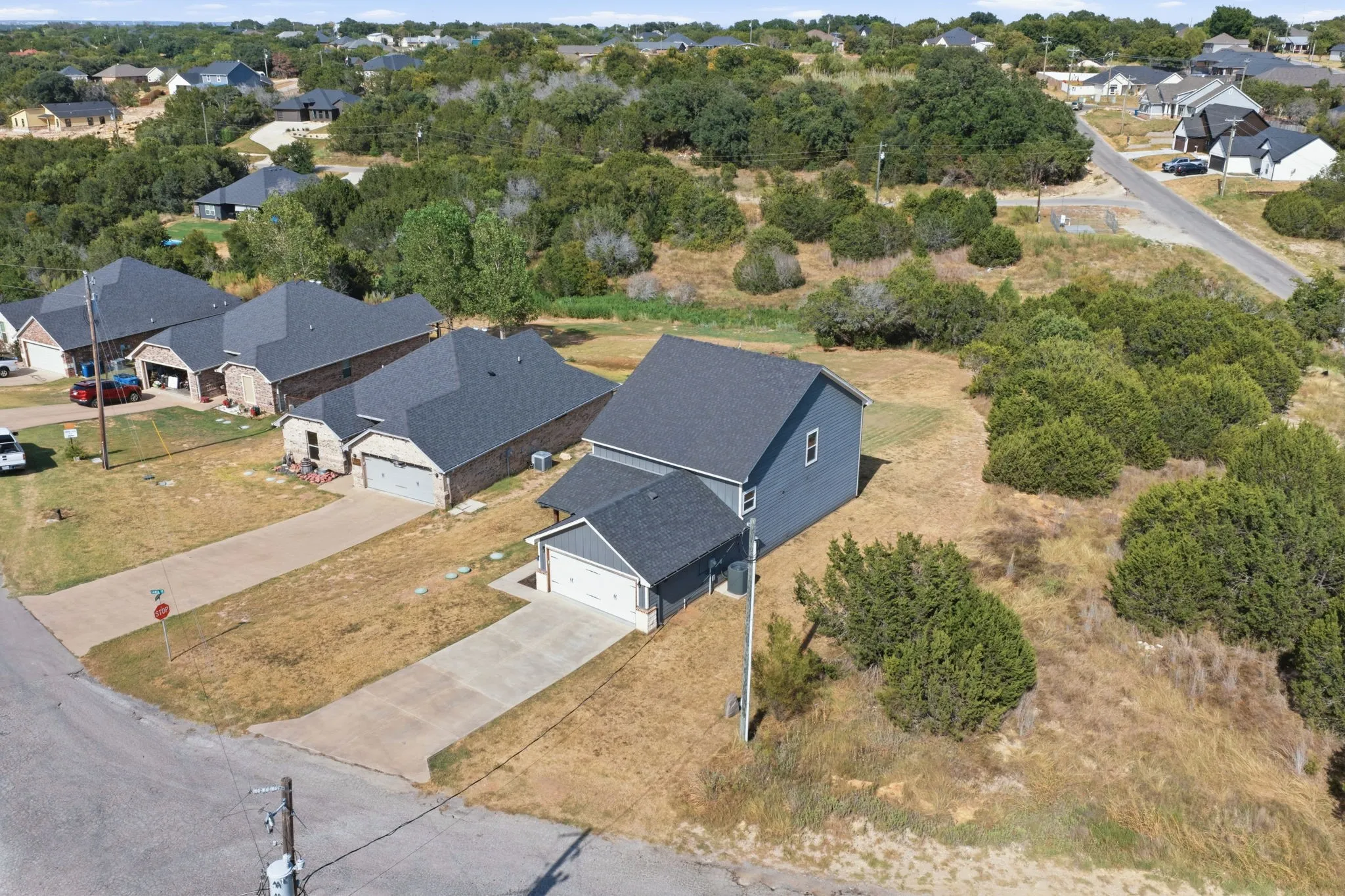 Single Family Residence For Sale in Hood County , 5101 Santa Fe Street, Granbury, Texas 76048, 3 Bedroom, 2 Bathroom, 2 Garage spaces, 1,867 Sqft, built in 2020, mls#21365223, Real Estate Agent in Granbury, Homes For Sale in Hood county, Homes For Sale in Granbury, Realtor in Granbury Texas, Real Estate Brokerage Independent Realty Texas, Luminita Cordes Realtor