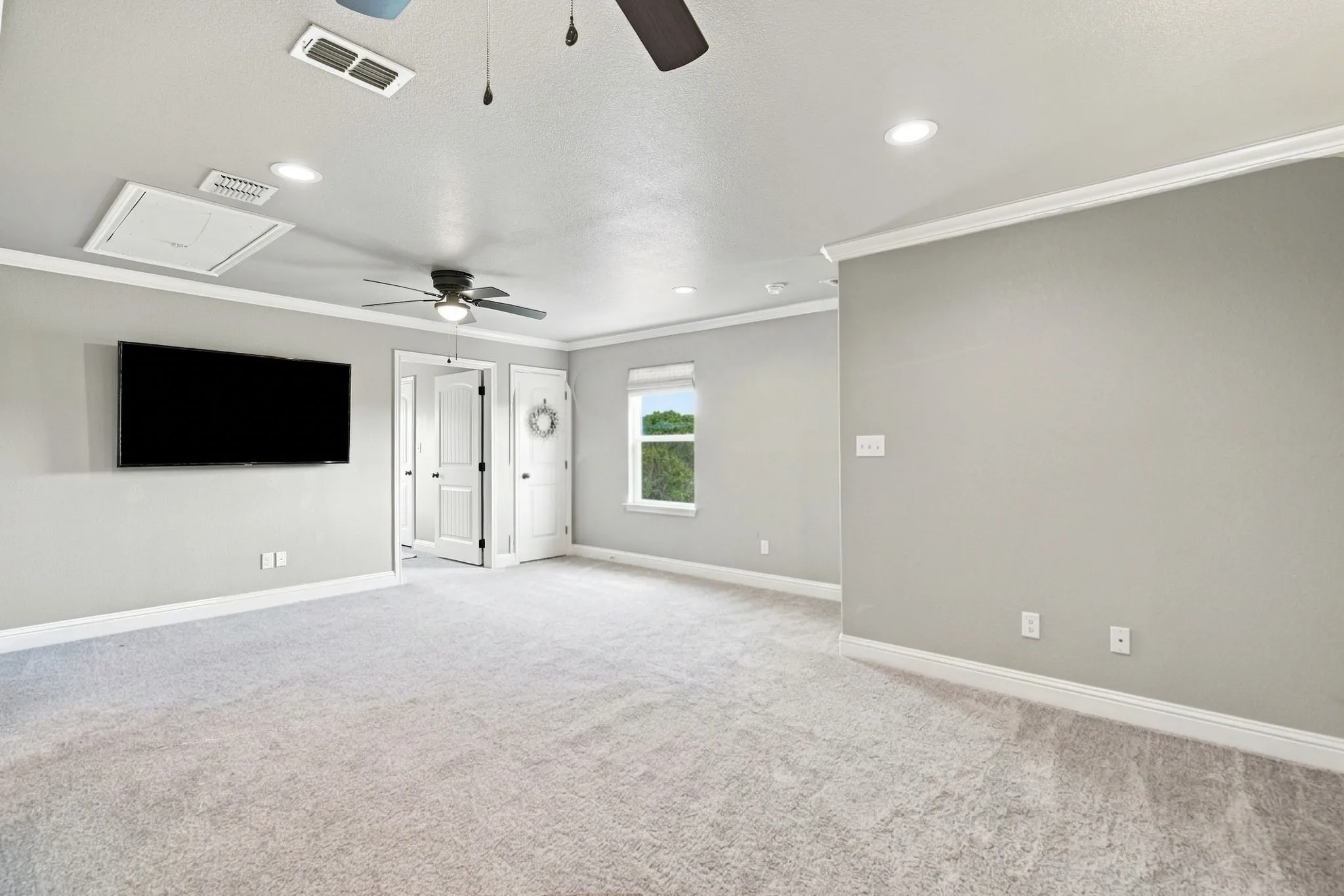 Single Family Residence For Sale in Hood County , 5101 Santa Fe Street, Granbury, Texas 76048, 3 Bedroom, 2 Bathroom, 2 Garage spaces, 1,867 Sqft, built in 2020, mls#21365223, Real Estate Agent in Granbury, Homes For Sale in Hood county, Homes For Sale in Granbury, Realtor in Granbury Texas, Real Estate Brokerage Independent Realty Texas, Luminita Cordes Realtor