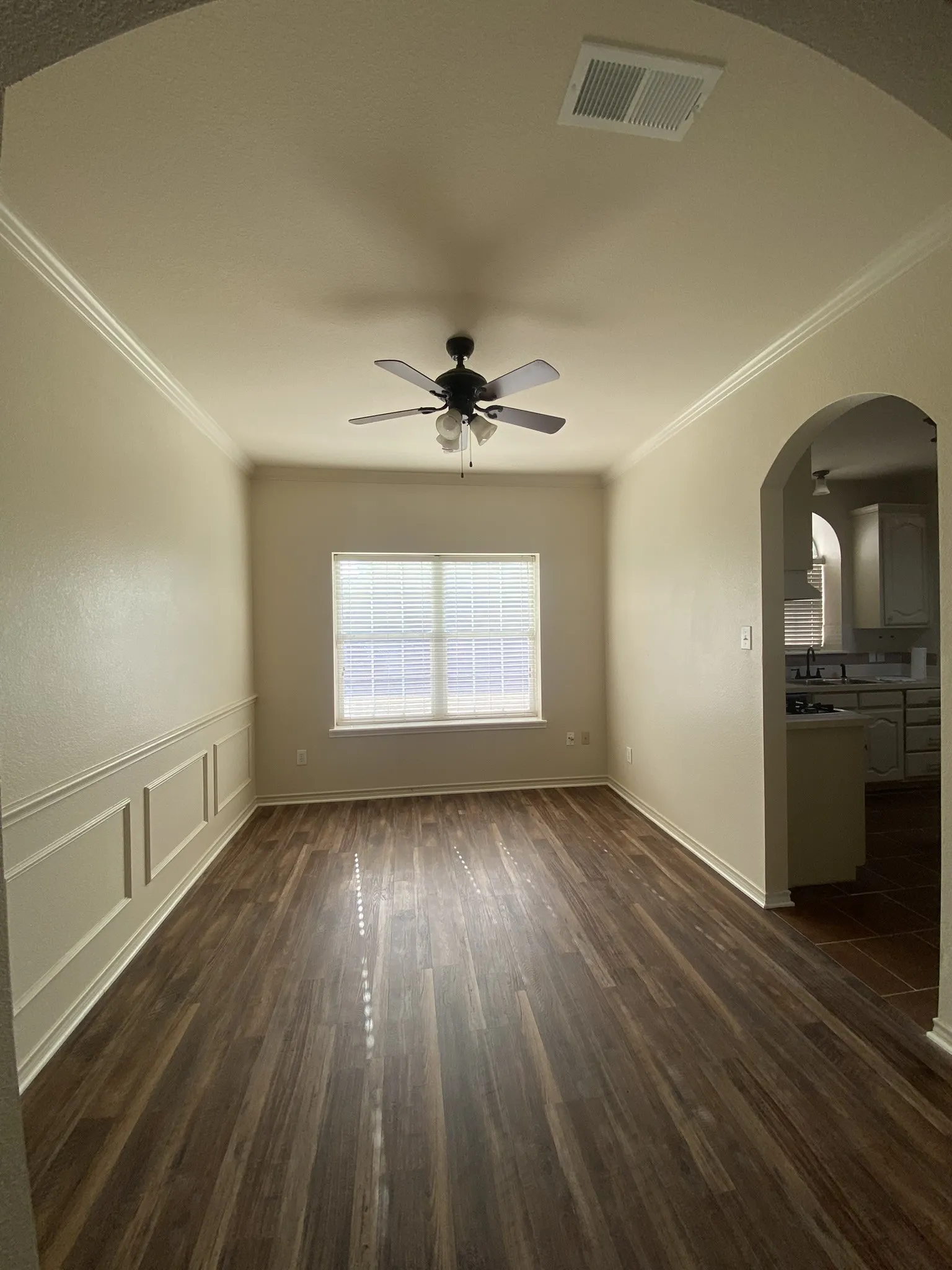 Single Family Residence For Rent in Denton County , 9367 Aristocrat Lane, Frisco, Texas 75033, 4 Bedroom, 3 Bathroom, 2 Garage spaces, 2,598 Sqft, built in 2002, mls#21351776, Real Estate Agent in Frisco, Homes For Rent in Denton county, Homes For Rent in Frisco, Realtor in Frisco Texas, Real Estate Brokerage Independent Realty Texas, Luminita Cordes Realtor