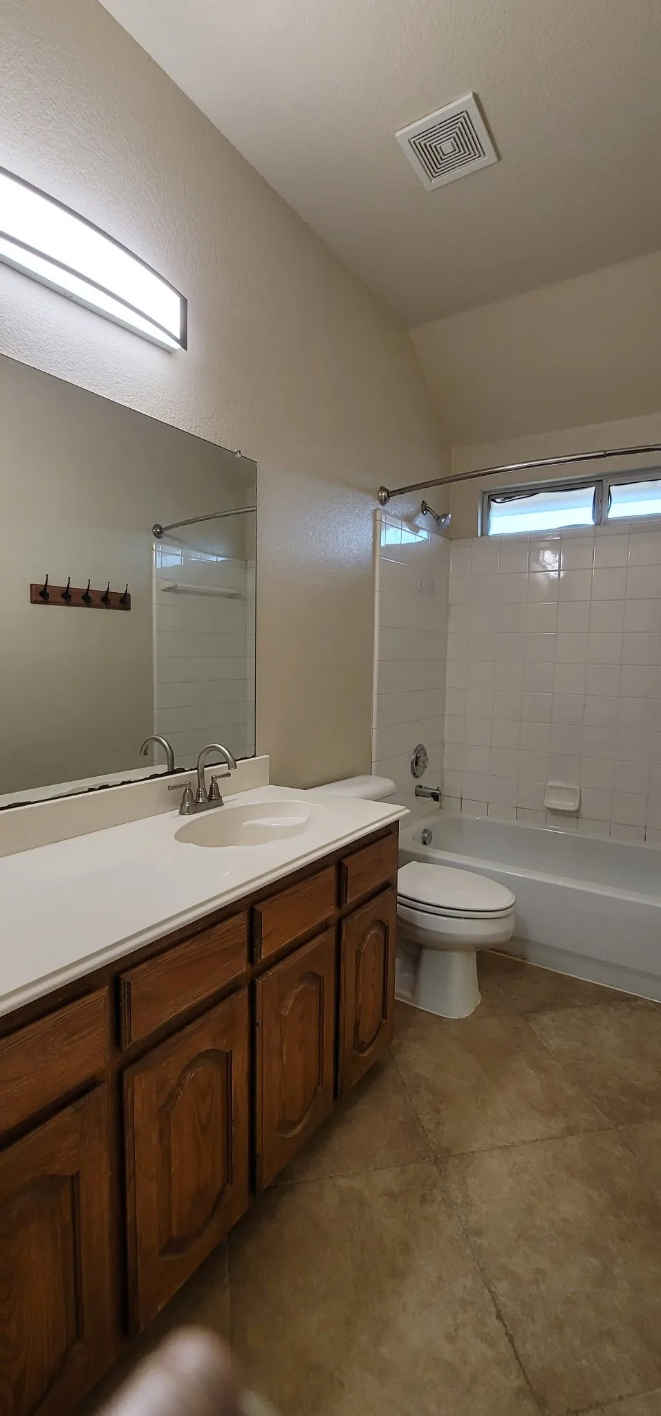 Single Family Residence For Rent in Denton County , 9367 Aristocrat Lane, Frisco, Texas 75033, 4 Bedroom, 3 Bathroom, 2 Garage spaces, 2,598 Sqft, built in 2002, mls#21351776, Real Estate Agent in Frisco, Homes For Rent in Denton county, Homes For Rent in Frisco, Realtor in Frisco Texas, Real Estate Brokerage Independent Realty Texas, Luminita Cordes Realtor