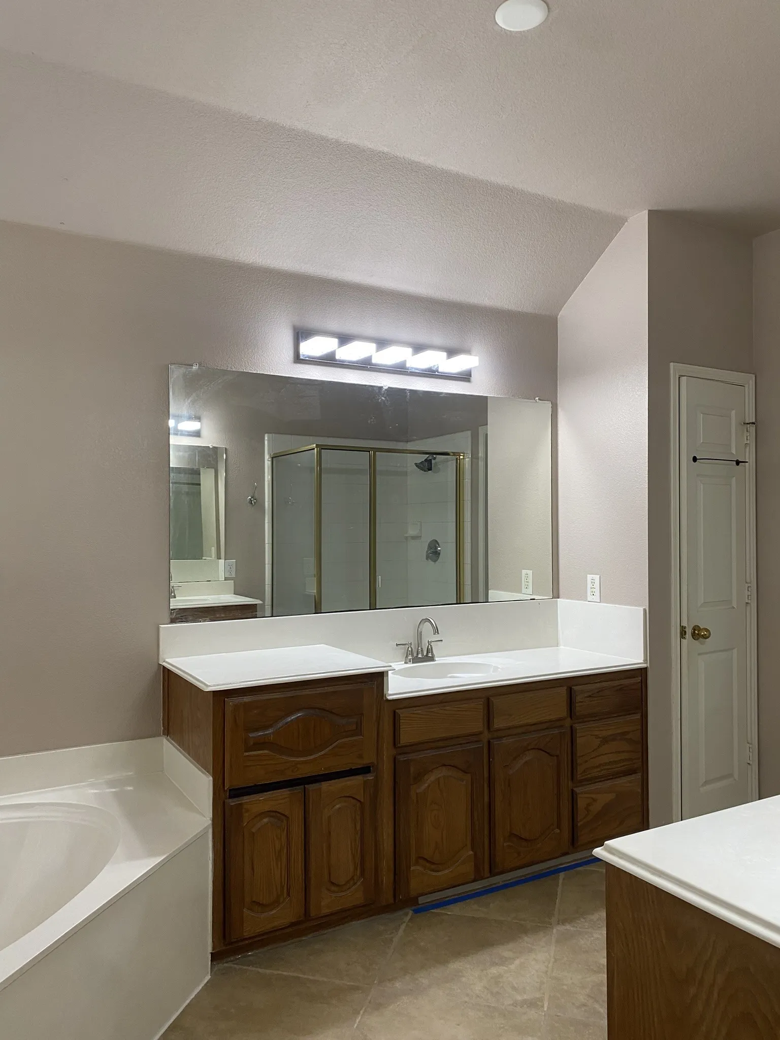 Single Family Residence For Rent in Denton County , 9367 Aristocrat Lane, Frisco, Texas 75033, 4 Bedroom, 3 Bathroom, 2 Garage spaces, 2,598 Sqft, built in 2002, mls#21351776, Real Estate Agent in Frisco, Homes For Rent in Denton county, Homes For Rent in Frisco, Realtor in Frisco Texas, Real Estate Brokerage Independent Realty Texas, Luminita Cordes Realtor