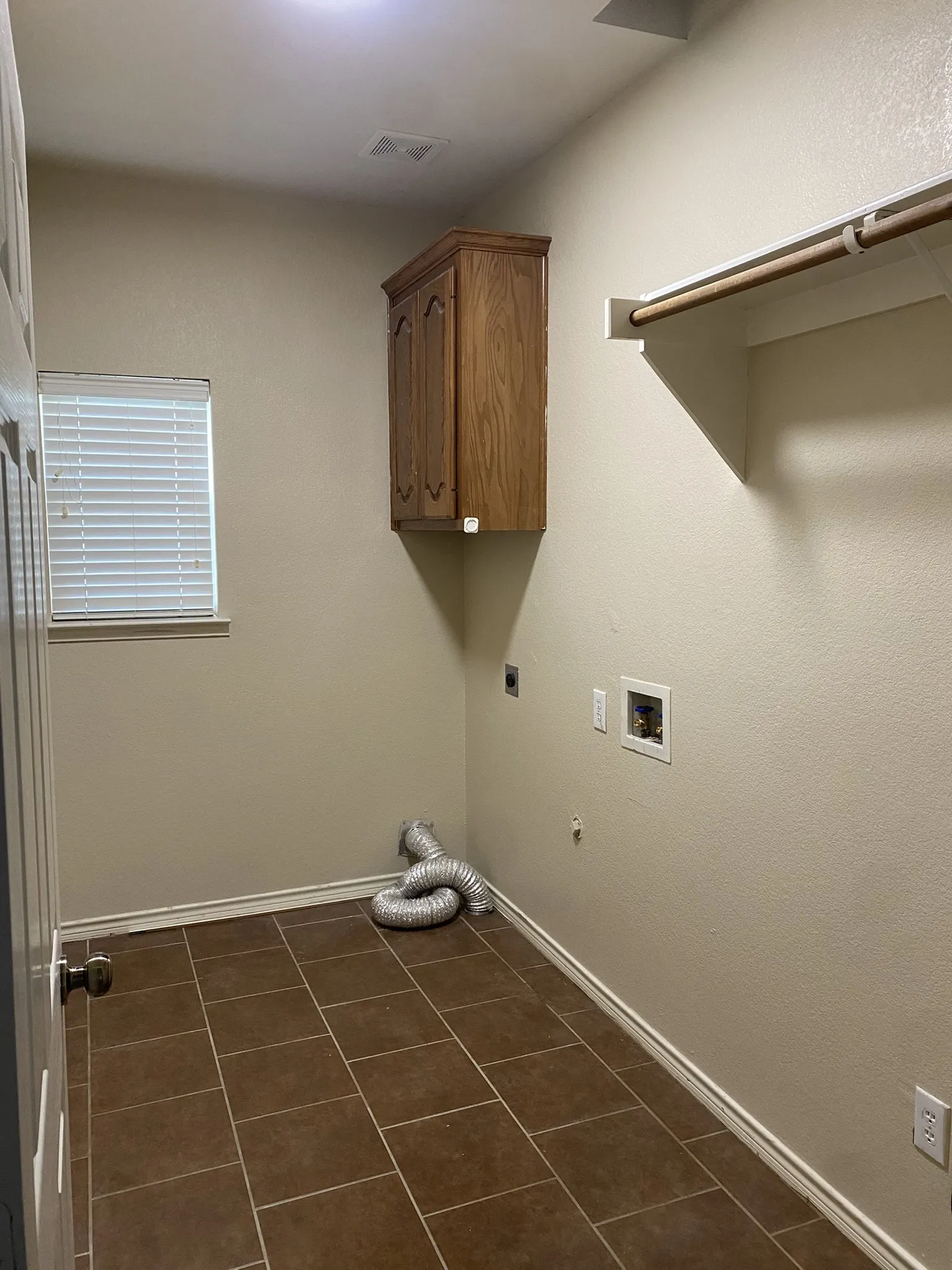 Single Family Residence For Rent in Denton County , 9367 Aristocrat Lane, Frisco, Texas 75033, 4 Bedroom, 3 Bathroom, 2 Garage spaces, 2,598 Sqft, built in 2002, mls#21351776, Real Estate Agent in Frisco, Homes For Rent in Denton county, Homes For Rent in Frisco, Realtor in Frisco Texas, Real Estate Brokerage Independent Realty Texas, Luminita Cordes Realtor