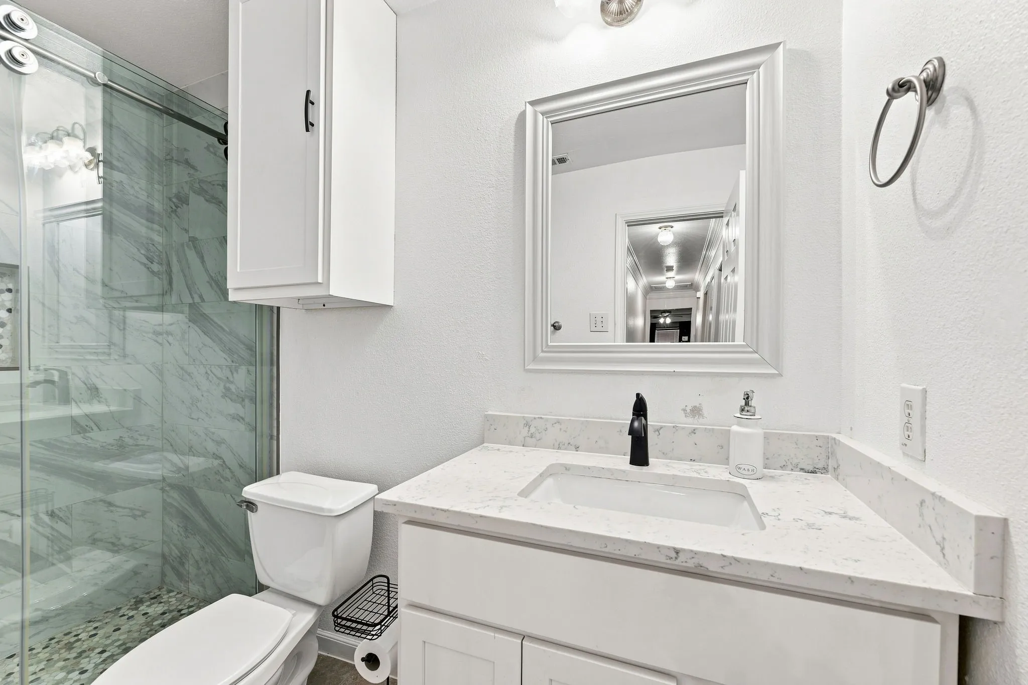 Single Family Residence For Sale in Tarrant County , 2505 Cloverdale Street, Arlington, Texas 76010, 3 Bedroom, 2 Bathroom, 2 Garage spaces, 1,444 Sqft, built in 2001, mls#21367351, Real Estate Agent in Arlington, Homes For Sale in Tarrant county, Homes For Sale in Arlington, Realtor in Arlington Texas, Real Estate Brokerage Independent Realty Texas, Luminita Cordes Realtor