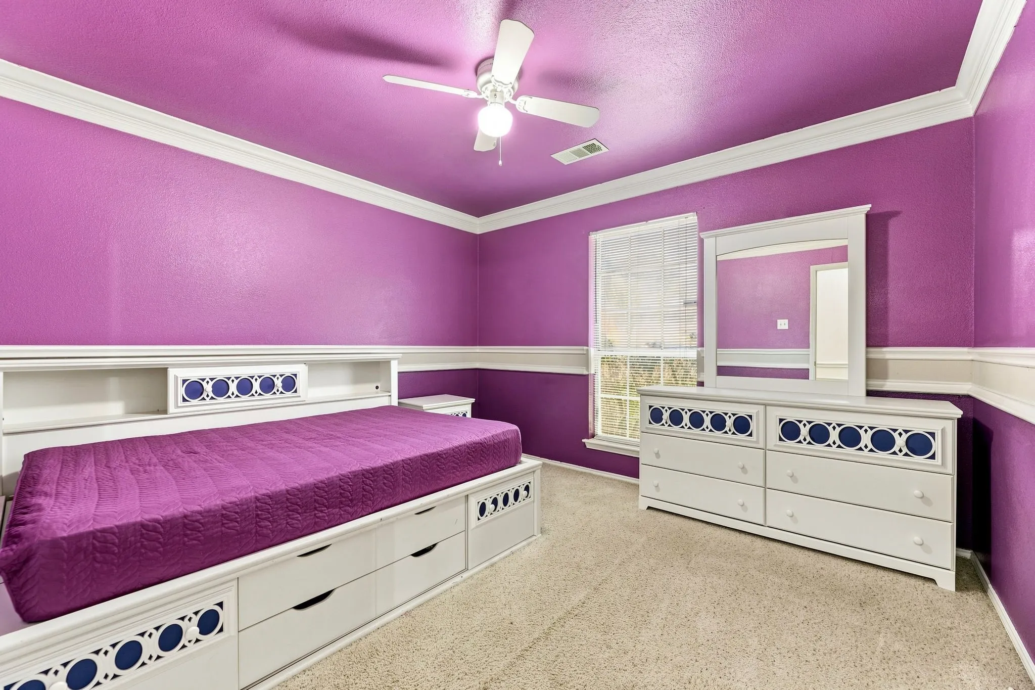 Single Family Residence For Sale in Tarrant County , 2505 Cloverdale Street, Arlington, Texas 76010, 3 Bedroom, 2 Bathroom, 2 Garage spaces, 1,444 Sqft, built in 2001, mls#21367351, Real Estate Agent in Arlington, Homes For Sale in Tarrant county, Homes For Sale in Arlington, Realtor in Arlington Texas, Real Estate Brokerage Independent Realty Texas, Luminita Cordes Realtor