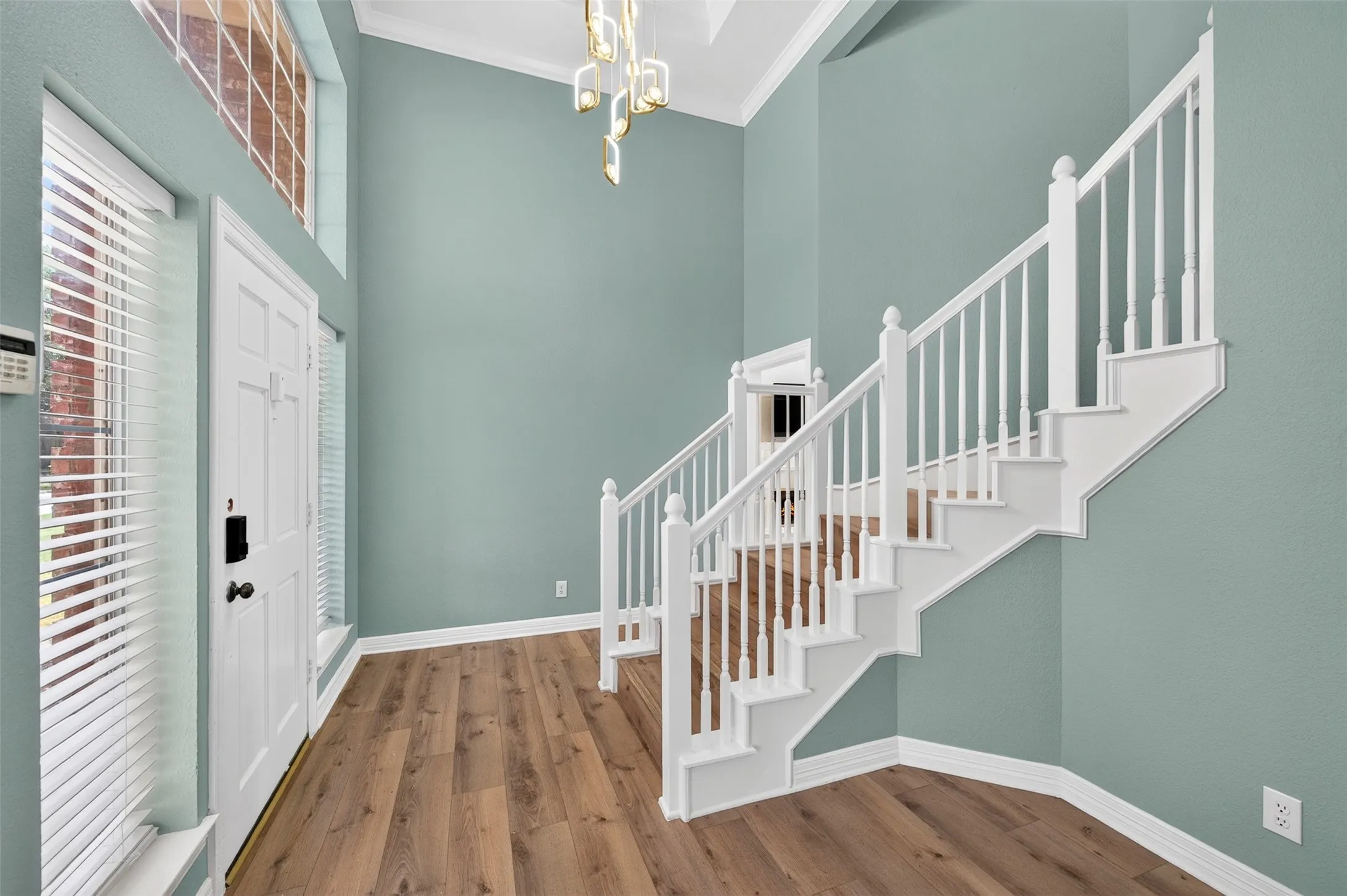 Single Family Residence For Rent in Dallas County , 247 Park Valley Drive, Coppell, Texas 75019, 4 Bedroom, 3 Bathroom, 2 Garage spaces, 2,981 Sqft, built in 1993, mls#21365715, Real Estate Agent in Coppell, Homes For Rent in Dallas county, Homes For Rent in Coppell, Realtor in Coppell Texas, Real Estate Brokerage Independent Realty Texas, Luminita Cordes Realtor