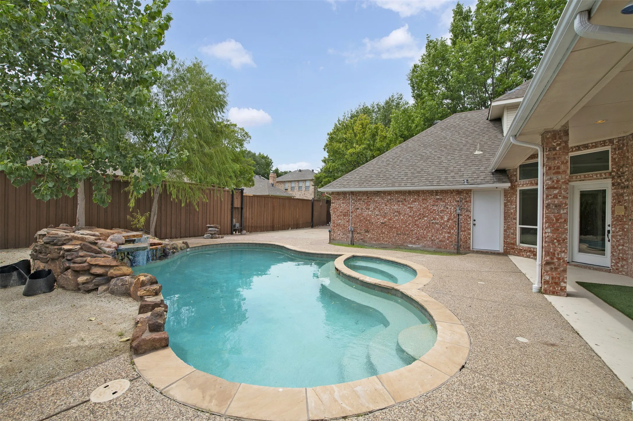 Single Family Residence For Rent in Dallas County , 247 Park Valley Drive, Coppell, Texas 75019, 4 Bedroom, 3 Bathroom, 2 Garage spaces, 2,981 Sqft, built in 1993, mls#21365715, Real Estate Agent in Coppell, Homes For Rent in Dallas county, Homes For Rent in Coppell, Realtor in Coppell Texas, Real Estate Brokerage Independent Realty Texas, Luminita Cordes Realtor