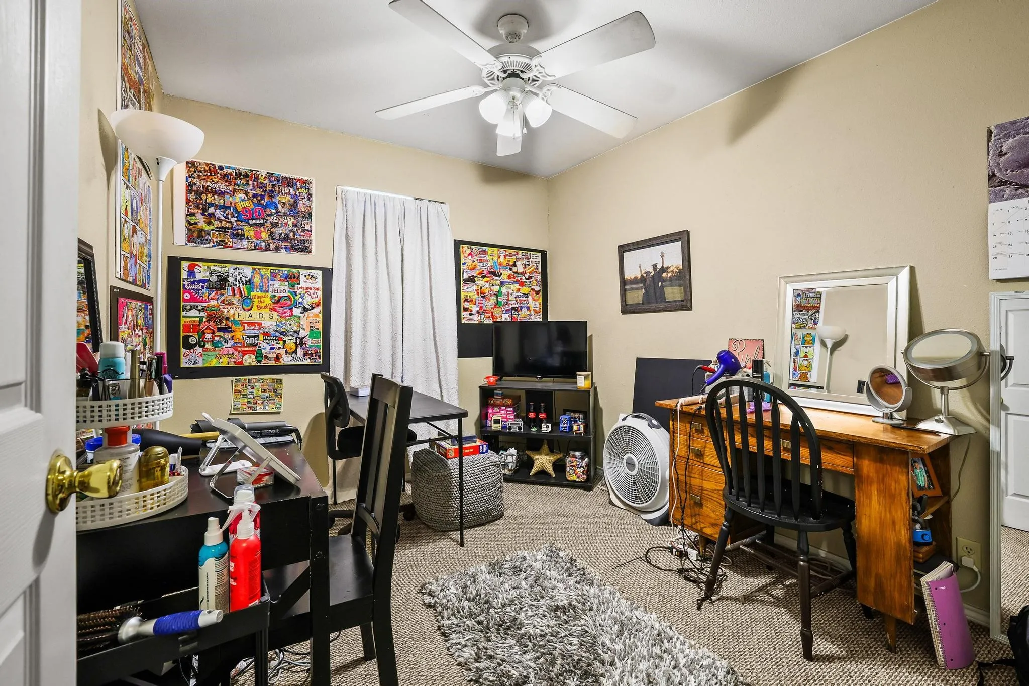 3RD BEDROOM USED AS OFFICE
