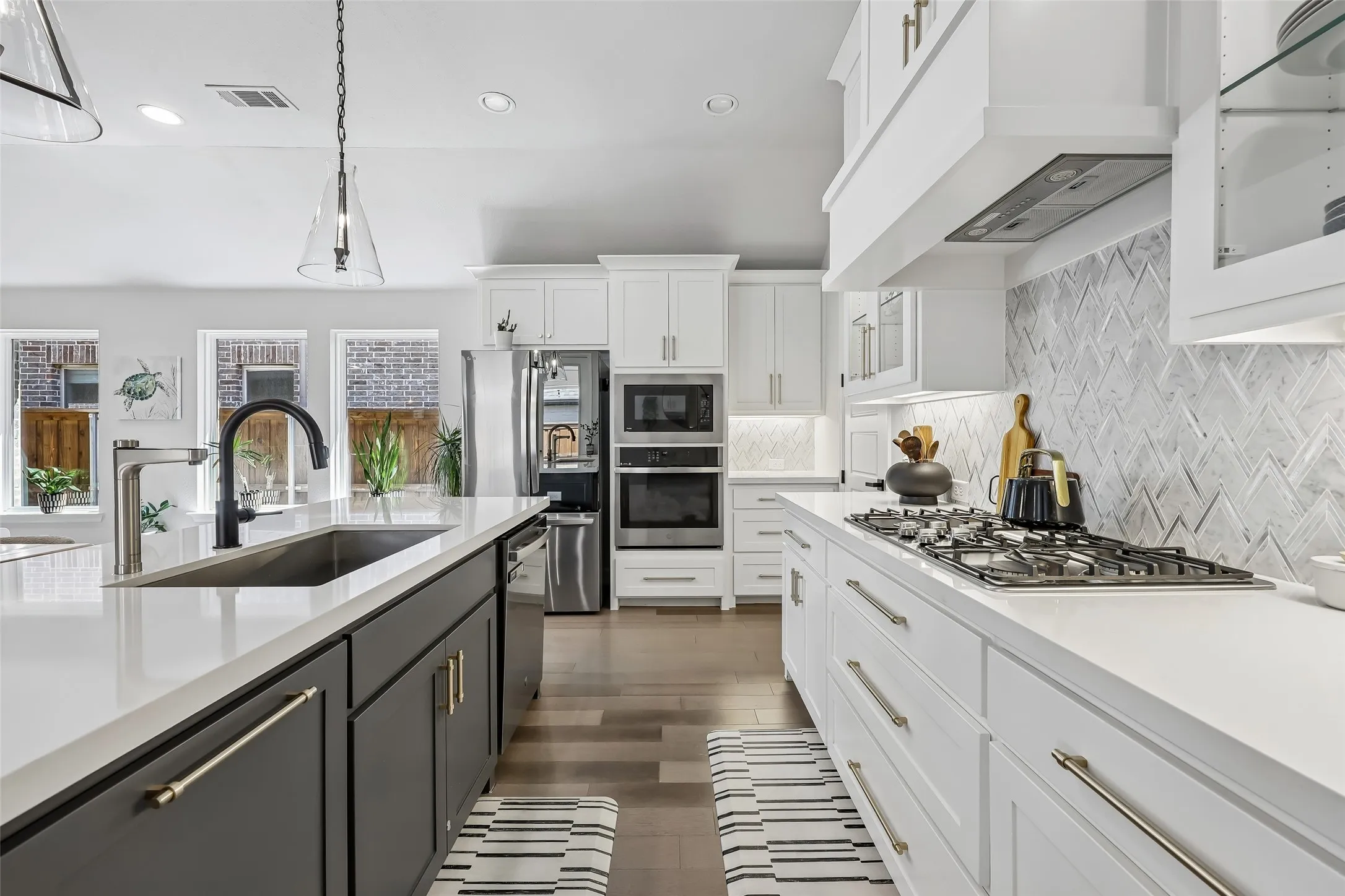 Single Family Residence For Sale in Denton County , 8513 Melrose, The Colony, Texas 75056, 3 Bedroom, 2 Bathroom, 2 Garage spaces, 1,911 Sqft, built in 2022, mls#21357946, Real Estate Agent in The Colony, Homes For Sale in Denton county, Homes For Sale in The Colony, Realtor in The Colony Texas, Real Estate Brokerage Independent Realty Texas, Luminita Cordes Realtor