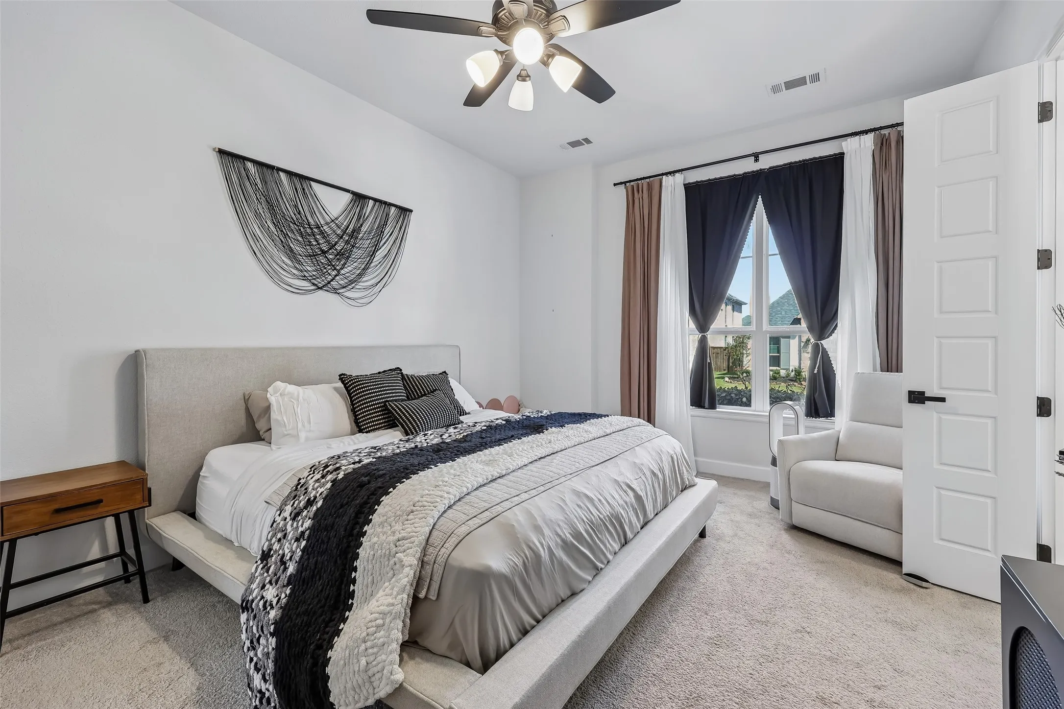 Single Family Residence For Sale in Denton County , 8513 Melrose, The Colony, Texas 75056, 3 Bedroom, 2 Bathroom, 2 Garage spaces, 1,911 Sqft, built in 2022, mls#21357946, Real Estate Agent in The Colony, Homes For Sale in Denton county, Homes For Sale in The Colony, Realtor in The Colony Texas, Real Estate Brokerage Independent Realty Texas, Luminita Cordes Realtor