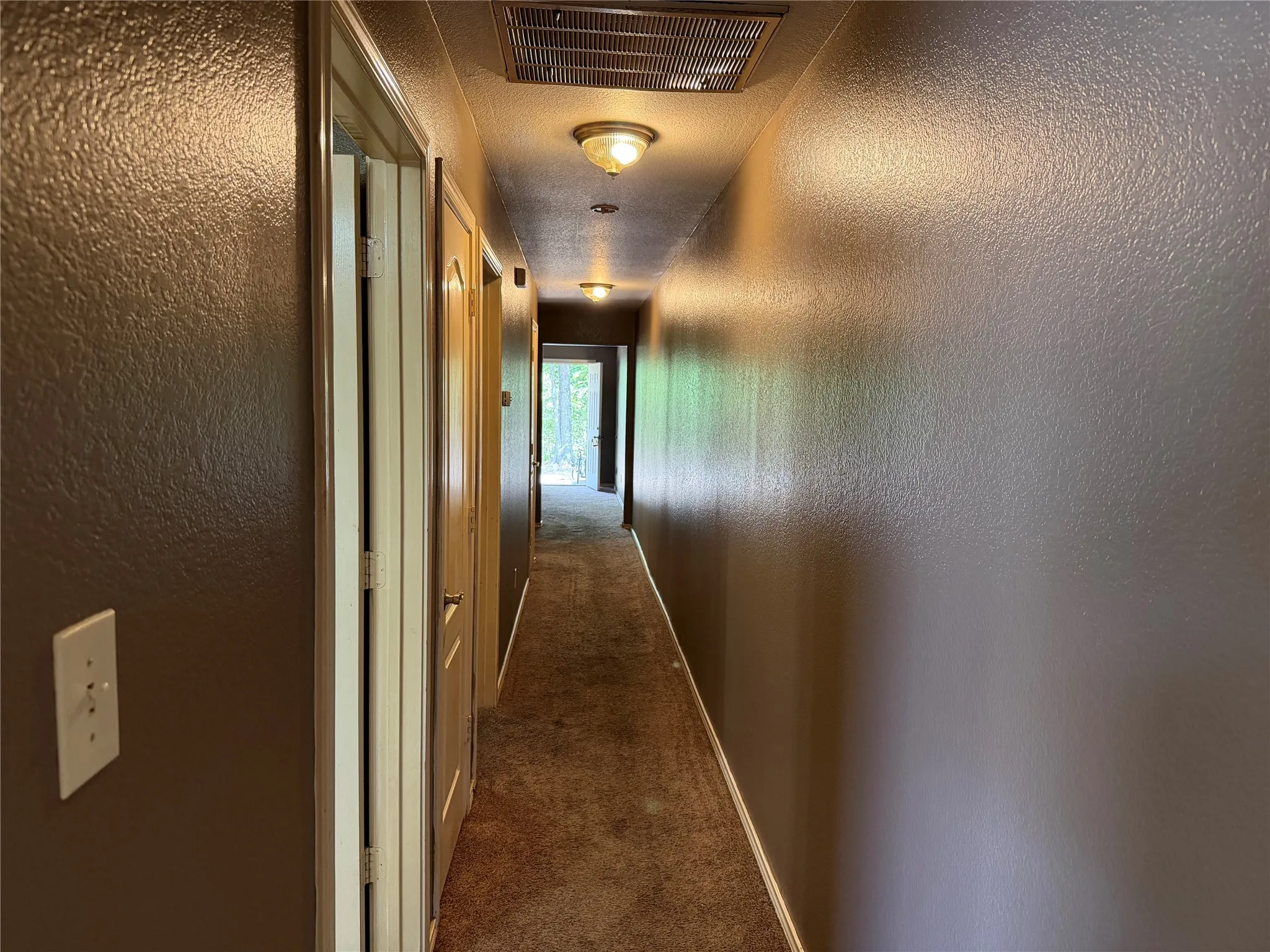 Apartment For Rent in Fannin County , 1634-1662 Kennedy Street, Bonham, Texas 75418, 2 Bedroom, 1 Bathroom, Garage spaces, 1,030 Sqft, built in 2006, mls#21359370, Real Estate Agent in Bonham, Homes For Rent in Fannin county, Homes For Rent in Bonham, Realtor in Bonham Texas, Real Estate Brokerage Independent Realty Texas, Luminita Cordes Realtor