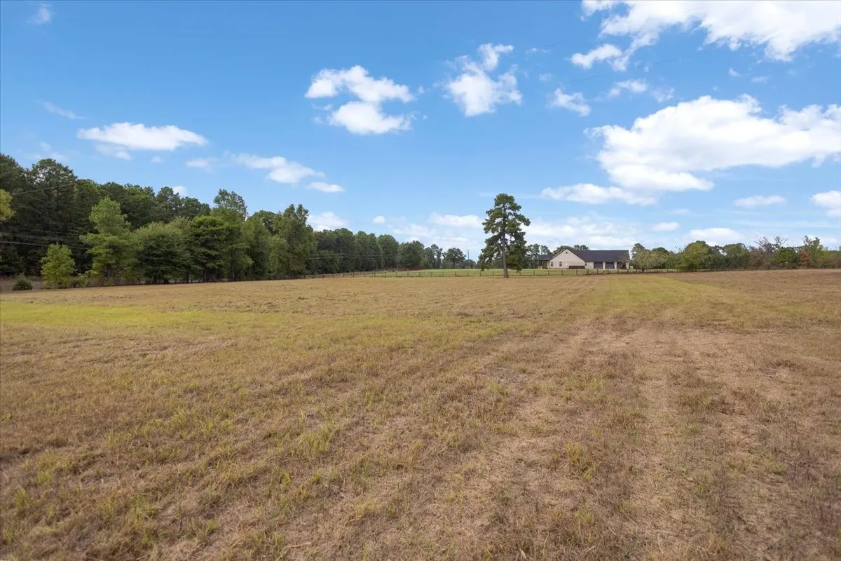 Single Family Residence For Sale in Upshur County , 5015 726, Gilmer, Texas 75645, 4 Bedroom, 2 Bathroom, Garage spaces, 2,600 Sqft, built in 1978, mls#21367399, Real Estate Agent in Gilmer, Homes For Sale in Upshur county, Homes For Sale in Gilmer, Realtor in Gilmer Texas, Real Estate Brokerage Independent Realty Texas, Luminita Cordes Realtor