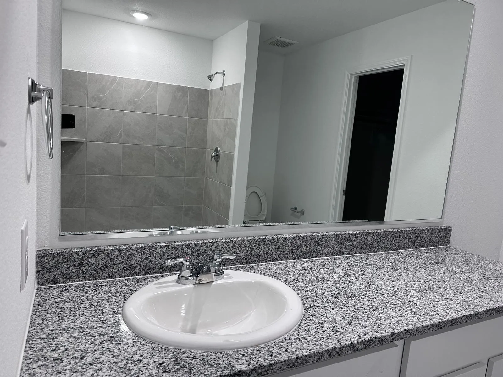 Single Family Residence For Rent in Denton County , 1521 Vattier Street, Little Elm, Texas 75068, 4 Bedroom, 3 Bathroom, 2 Garage spaces, 1,743 Sqft, built in 2023, mls#21351515, Real Estate Agent in Little Elm, Homes For Rent in Denton county, Homes For Rent in Little Elm, Realtor in Little Elm Texas, Real Estate Brokerage Independent Realty Texas, Luminita Cordes Realtor