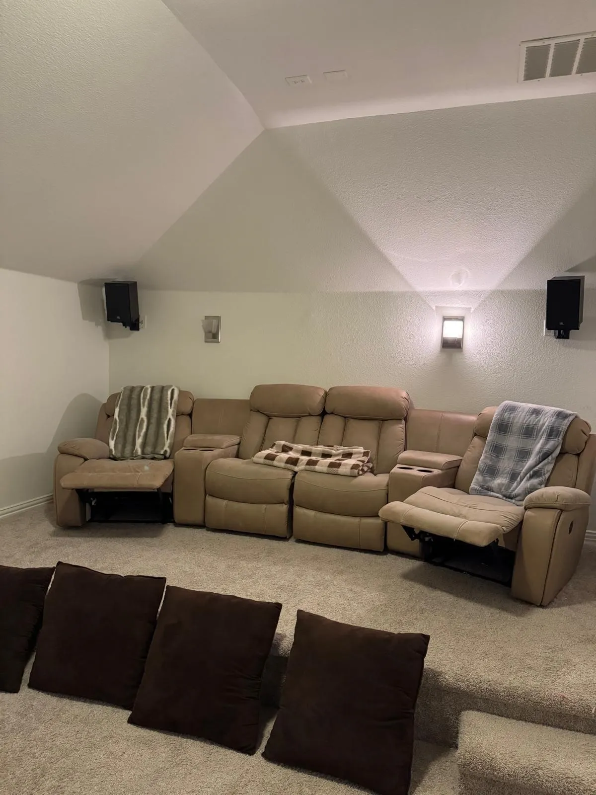Single Family Residence For Rent in Collin County , 13221 Mulch Lane, Frisco, Texas 75035, 5 Bedroom, 5 Bathroom, 3 Garage spaces, 3,910 Sqft, built in 2008, mls#21367205, Real Estate Agent in Frisco, Homes For Rent in Collin county, Homes For Rent in Frisco, Realtor in Frisco Texas, Real Estate Brokerage Independent Realty Texas, Luminita Cordes Realtor