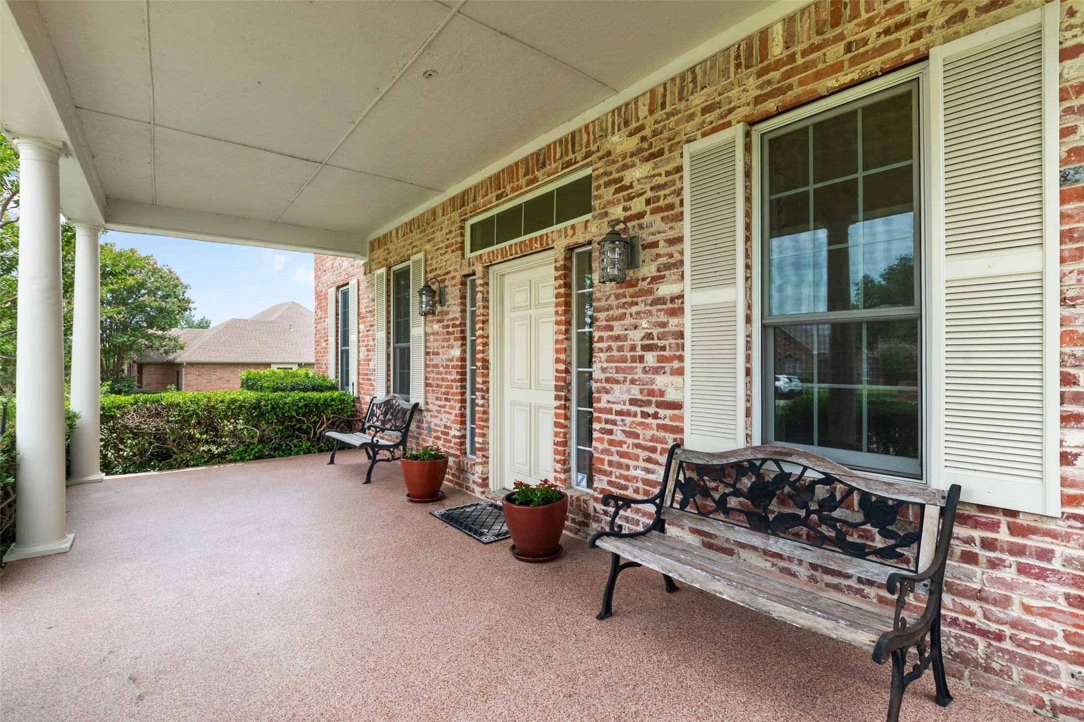Single Family Residence For Sale in Rockwall County , 404 High Meadow Lane, Heath, Texas 75032, 4 Bedroom, 4 Bathroom, 3 Garage spaces, 3,434 Sqft, built in 1994, mls#21367069, Real Estate Agent in Heath, Homes For Sale in Rockwall county, Homes For Sale in Heath, Realtor in Heath Texas, Real Estate Brokerage Independent Realty Texas, Luminita Cordes Realtor
