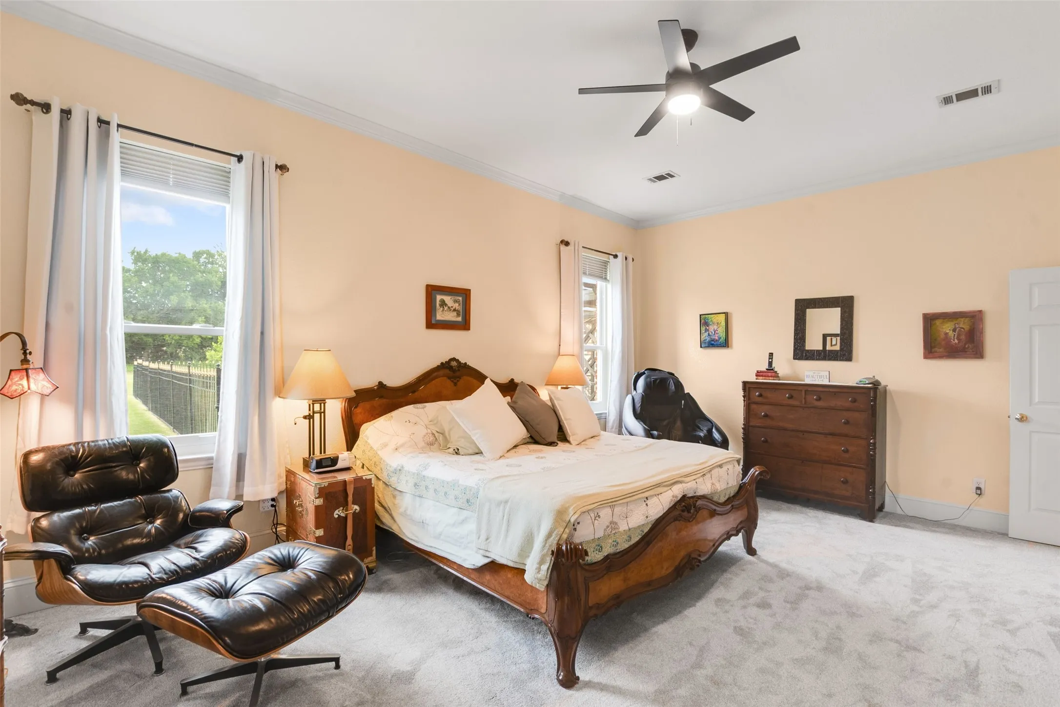 Single Family Residence For Sale in Rockwall County , 404 High Meadow Lane, Heath, Texas 75032, 4 Bedroom, 4 Bathroom, 3 Garage spaces, 3,434 Sqft, built in 1994, mls#21367069, Real Estate Agent in Heath, Homes For Sale in Rockwall county, Homes For Sale in Heath, Realtor in Heath Texas, Real Estate Brokerage Independent Realty Texas, Luminita Cordes Realtor