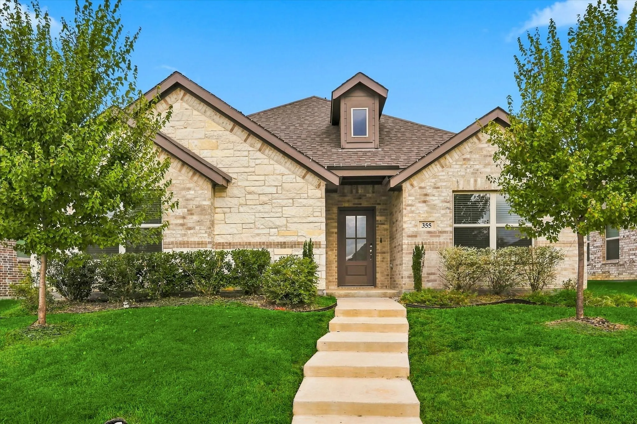 Single Family Residence For Rent in Ellis County , 355 Freestall Drive, Midlothian, Texas 76065, 4 Bedroom, 2 Bathroom, 2 Garage spaces, 1,940 Sqft, built in 2024, mls#21367420, Real Estate Agent in Midlothian, Homes For Rent in Ellis county, Homes For Rent in Midlothian, Realtor in Midlothian Texas, Real Estate Brokerage Independent Realty Texas, Luminita Cordes Realtor