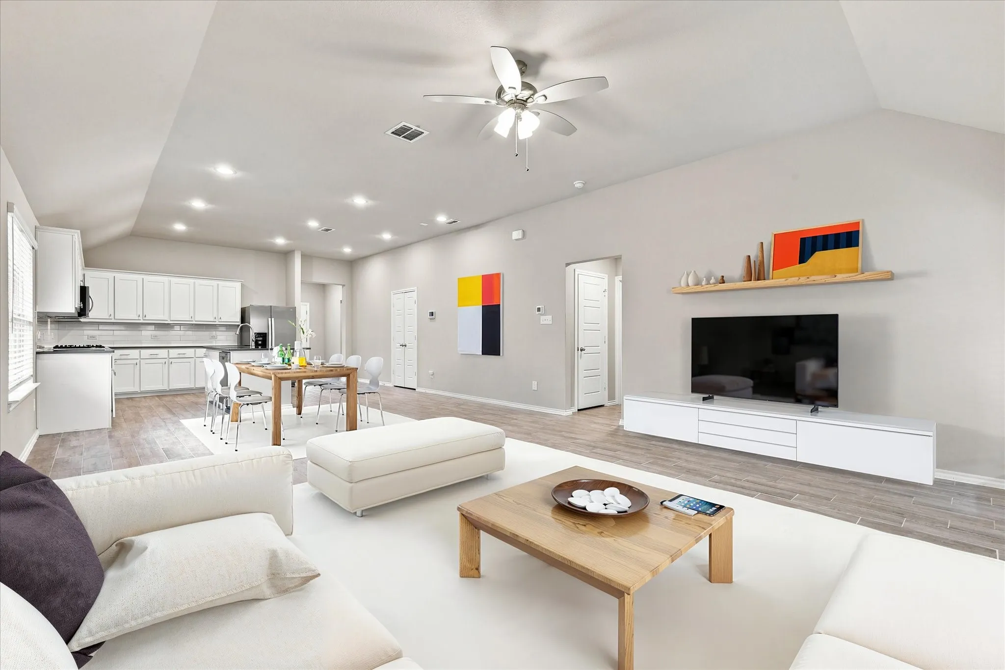 Single Family Residence For Rent in Ellis County , 355 Freestall Drive, Midlothian, Texas 76065, 4 Bedroom, 2 Bathroom, 2 Garage spaces, 1,940 Sqft, built in 2024, mls#21367420, Real Estate Agent in Midlothian, Homes For Rent in Ellis county, Homes For Rent in Midlothian, Realtor in Midlothian Texas, Real Estate Brokerage Independent Realty Texas, Luminita Cordes Realtor