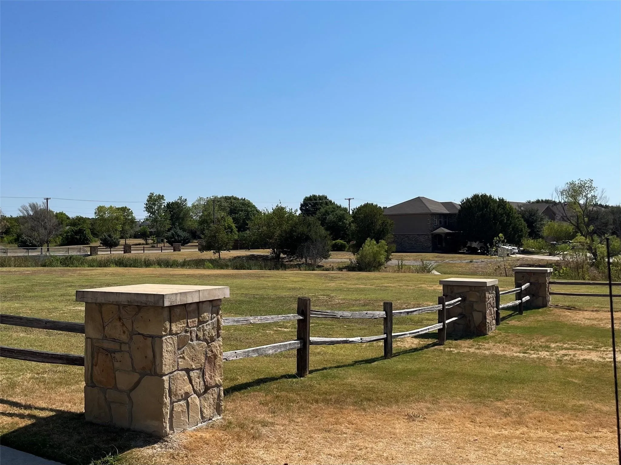 Single Family Residence For Rent in Tarrant County , 2929 Spotted Fawn Drive, Fort Worth, Texas 76108, 4 Bedroom, 3 Bathroom, 2 Garage spaces, 3,046 Sqft, built in 2019, mls#21367162, Real Estate Agent in Fort Worth, Homes For Rent in Tarrant county, Homes For Rent in Fort Worth, Realtor in Fort Worth Texas, Real Estate Brokerage Independent Realty Texas, Luminita Cordes Realtor