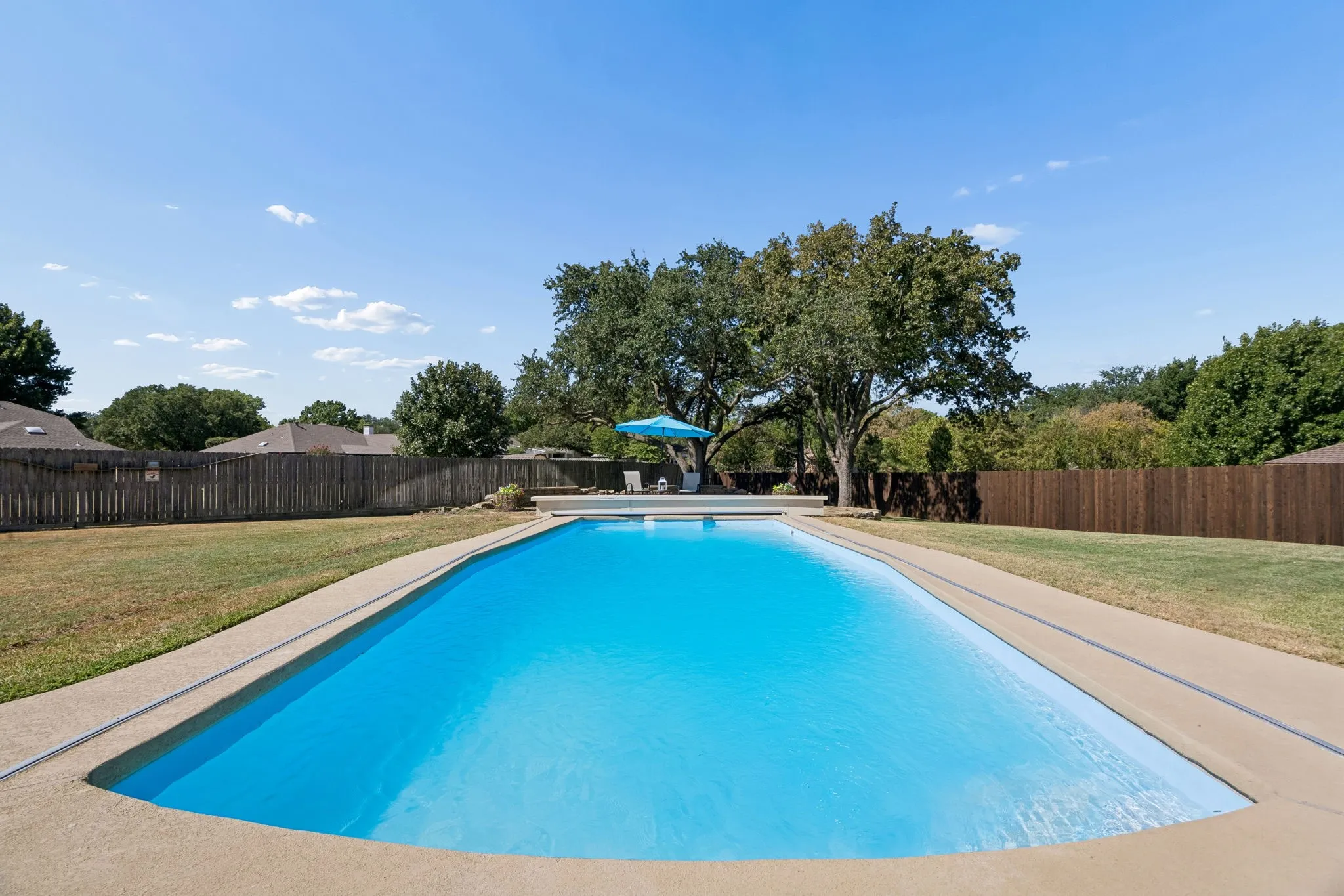Diving pool with Cover