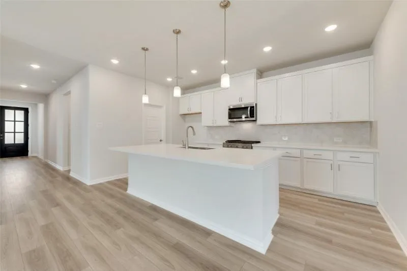 Single Family Residence For Rent in Denton County , 4112 Tarlton Road, Little Elm, Texas 75068, 3 Bedroom, 2 Bathroom, 2 Garage spaces, 2,028 Sqft, built in 2024, mls#21363022, Real Estate Agent in Little Elm, Homes For Rent in Denton county, Homes For Rent in Little Elm, Realtor in Little Elm Texas, Real Estate Brokerage Independent Realty Texas, Luminita Cordes Realtor