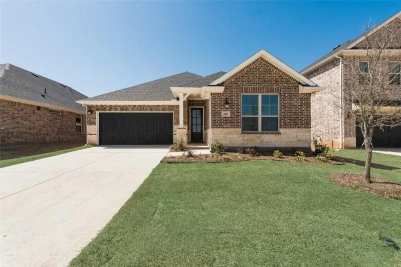 Single Family Residence For Rent in Denton County , 4112 Tarlton Road, Little Elm, Texas 75068, 3 Bedroom, 2 Bathroom, 2 Garage spaces, 2,028 Sqft, built in 2024, mls#21363022, Real Estate Agent in Little Elm, Homes For Rent in Denton county, Homes For Rent in Little Elm, Realtor in Little Elm Texas, Real Estate Brokerage Independent Realty Texas, Luminita Cordes Realtor