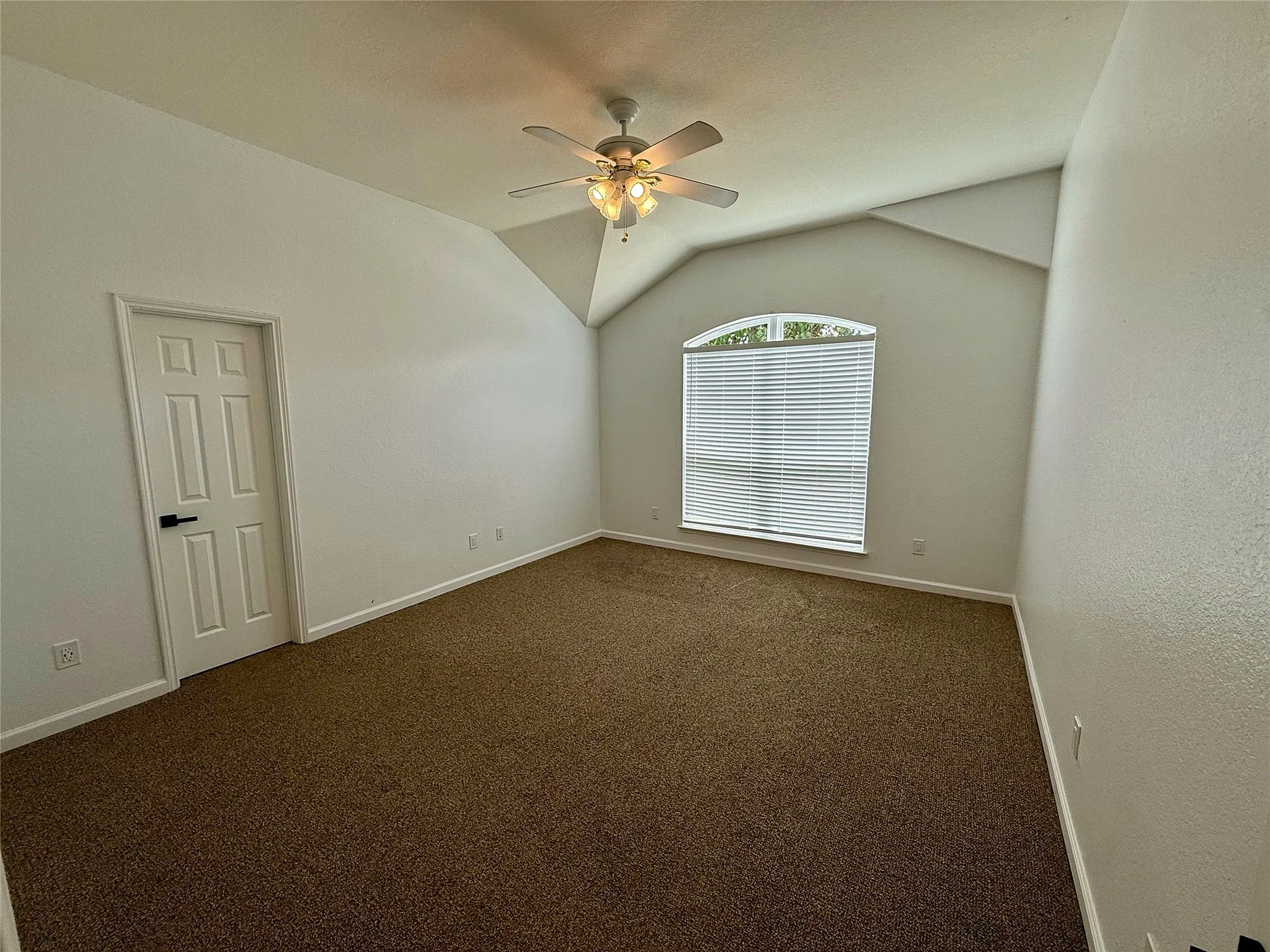 Single Family Residence For Rent in Collin County , 104 Cobblestone Drive, Wylie, Texas 75098, 3 Bedroom, 2 Bathroom, 2 Garage spaces, 1,742 Sqft, built in 2001, mls#21364619, Real Estate Agent in Wylie, Homes For Rent in Collin county, Homes For Rent in Wylie, Realtor in Wylie Texas, Real Estate Brokerage Independent Realty Texas, Luminita Cordes Realtor