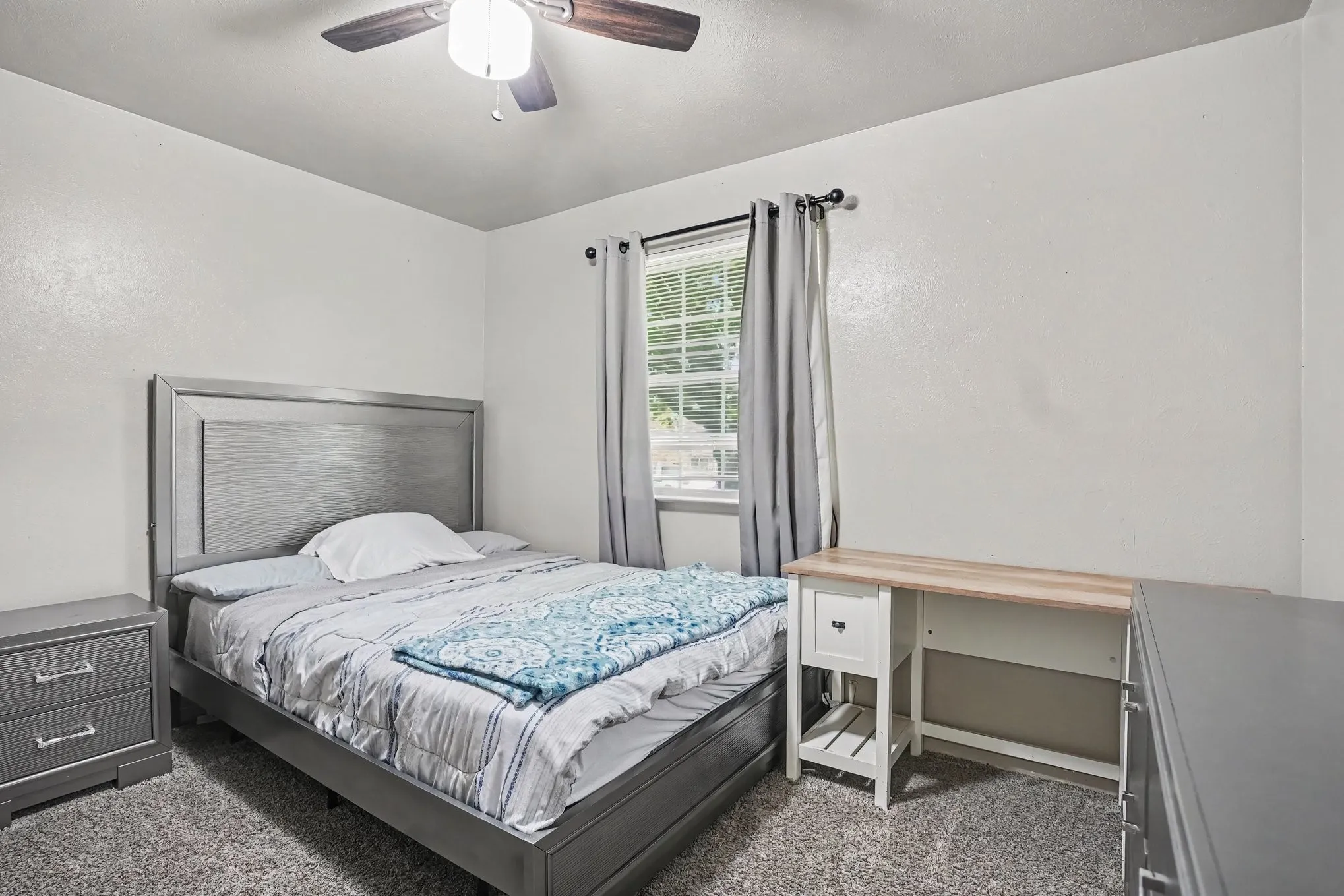 Single Family Residence For Sale in Dallas County , 618 Thrush Avenue, Duncanville, Texas 75116, 3 Bedroom, 2 Bathroom, 2 Garage spaces, 1,083 Sqft, built in 1963, mls#21367436, Real Estate Agent in Duncanville, Homes For Sale in Dallas county, Homes For Sale in Duncanville, Realtor in Duncanville Texas, Real Estate Brokerage Independent Realty Texas, Luminita Cordes Realtor