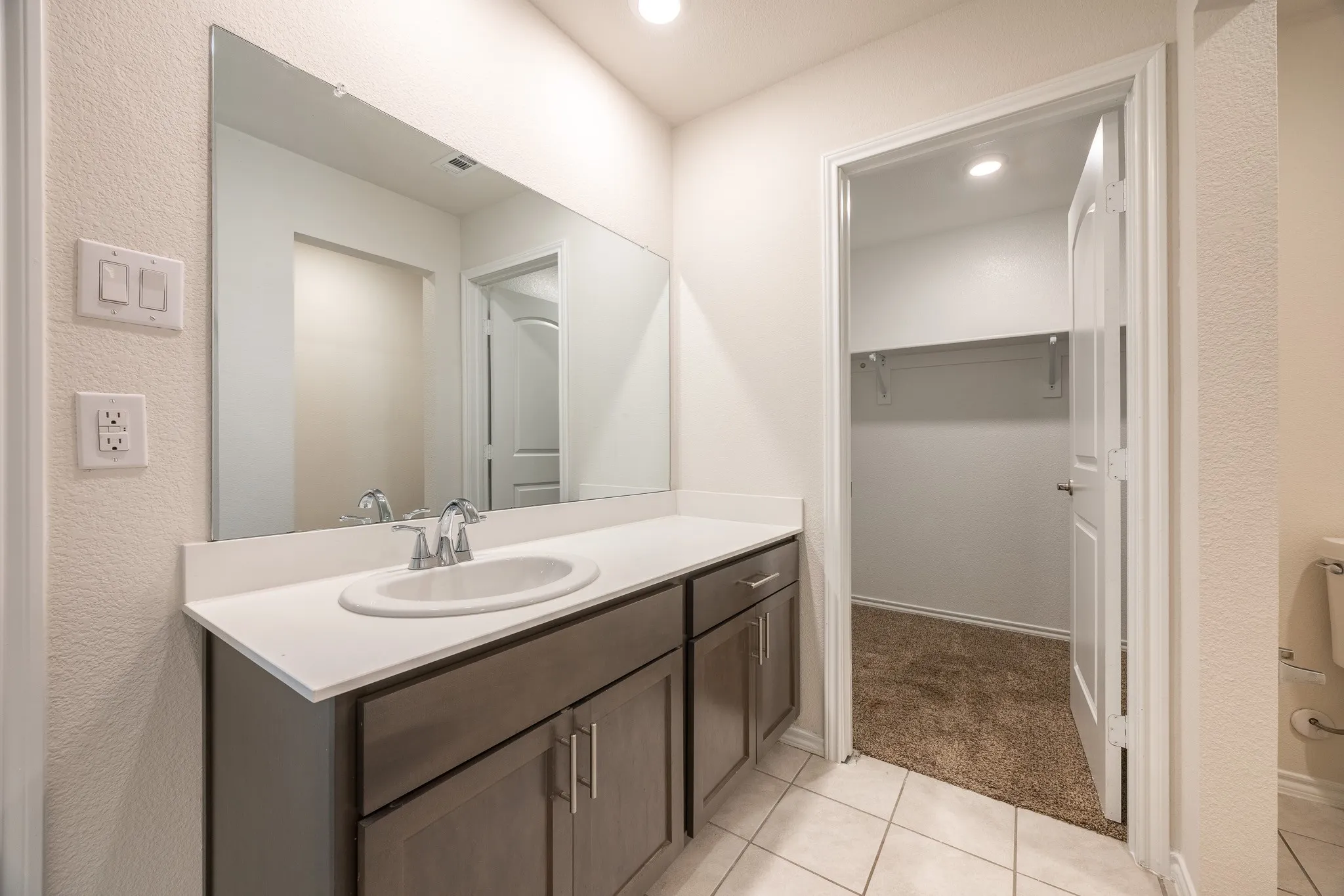Single Family Residence For Sale in Kaufman County , 3002 Shetland Street, Forney, Texas 75126, 3 Bedroom, 2 Bathroom, 2 Garage spaces, 1,286 Sqft, built in 2020, mls#21367442, Real Estate Agent in Forney, Homes For Sale in Kaufman county, Homes For Sale in Forney, Realtor in Forney Texas, Real Estate Brokerage Independent Realty Texas, Luminita Cordes Realtor