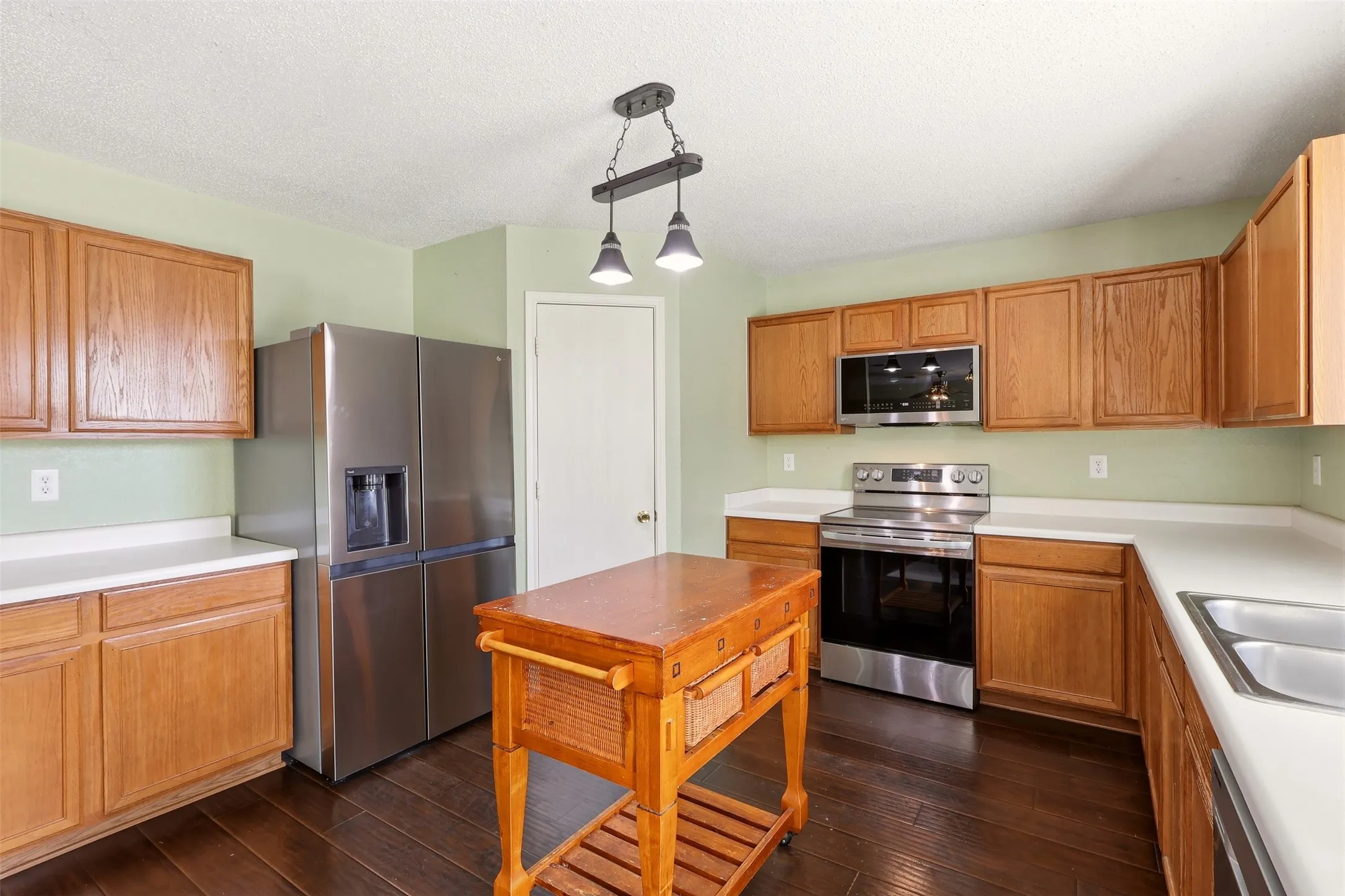 Single Family Residence For Sale in Collin County , 1005 Ann Drive, Wylie, Texas 75098, 5 Bedroom, 3 Bathroom, 2 Garage spaces, 3,443 Sqft, built in 2003, mls#21355896, Real Estate Agent in Wylie, Homes For Sale in Collin county, Homes For Sale in Wylie, Realtor in Wylie Texas, Real Estate Brokerage Independent Realty Texas, Luminita Cordes Realtor