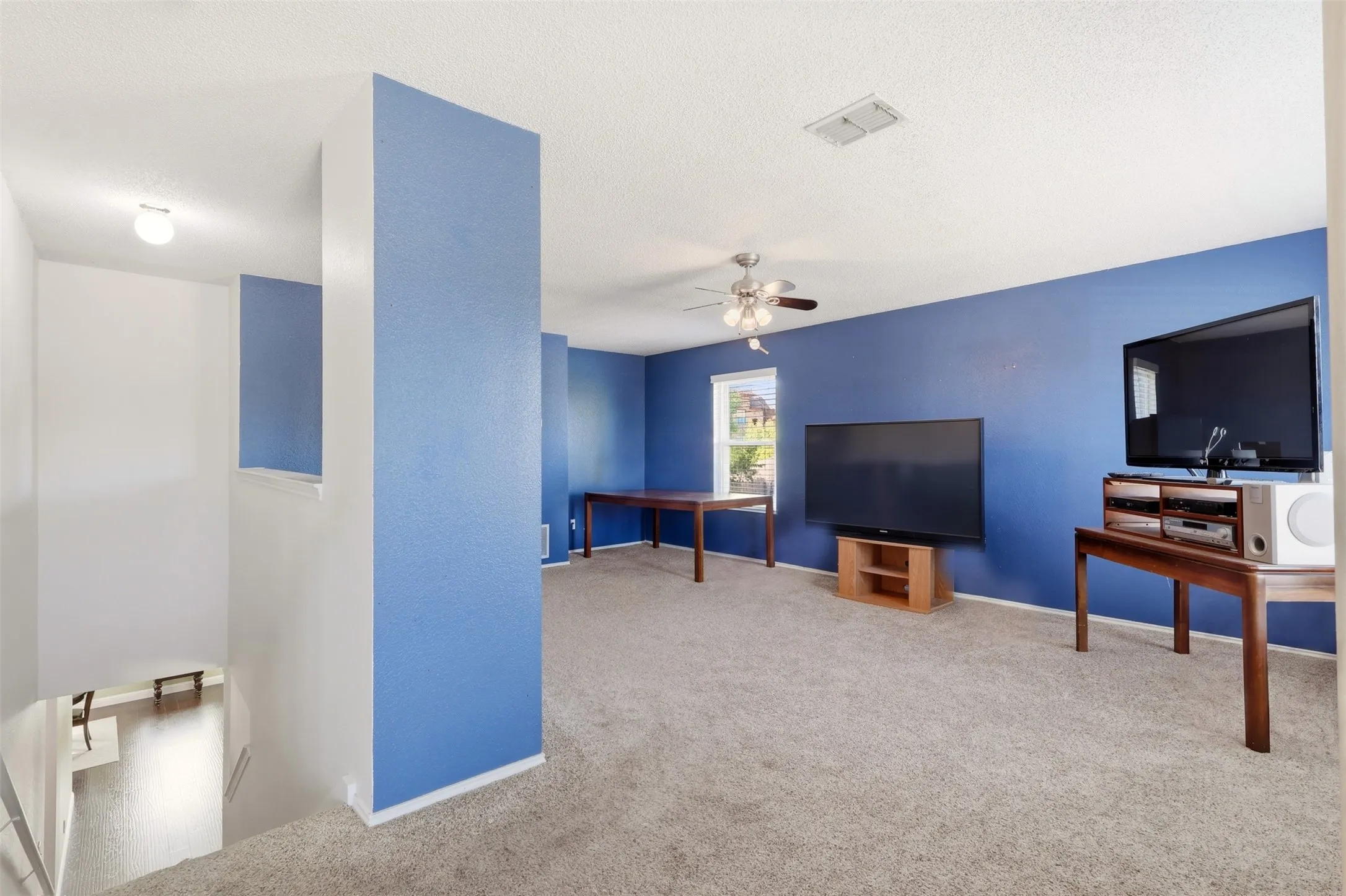 Single Family Residence For Sale in Collin County , 1005 Ann Drive, Wylie, Texas 75098, 5 Bedroom, 3 Bathroom, 2 Garage spaces, 3,443 Sqft, built in 2003, mls#21355896, Real Estate Agent in Wylie, Homes For Sale in Collin county, Homes For Sale in Wylie, Realtor in Wylie Texas, Real Estate Brokerage Independent Realty Texas, Luminita Cordes Realtor