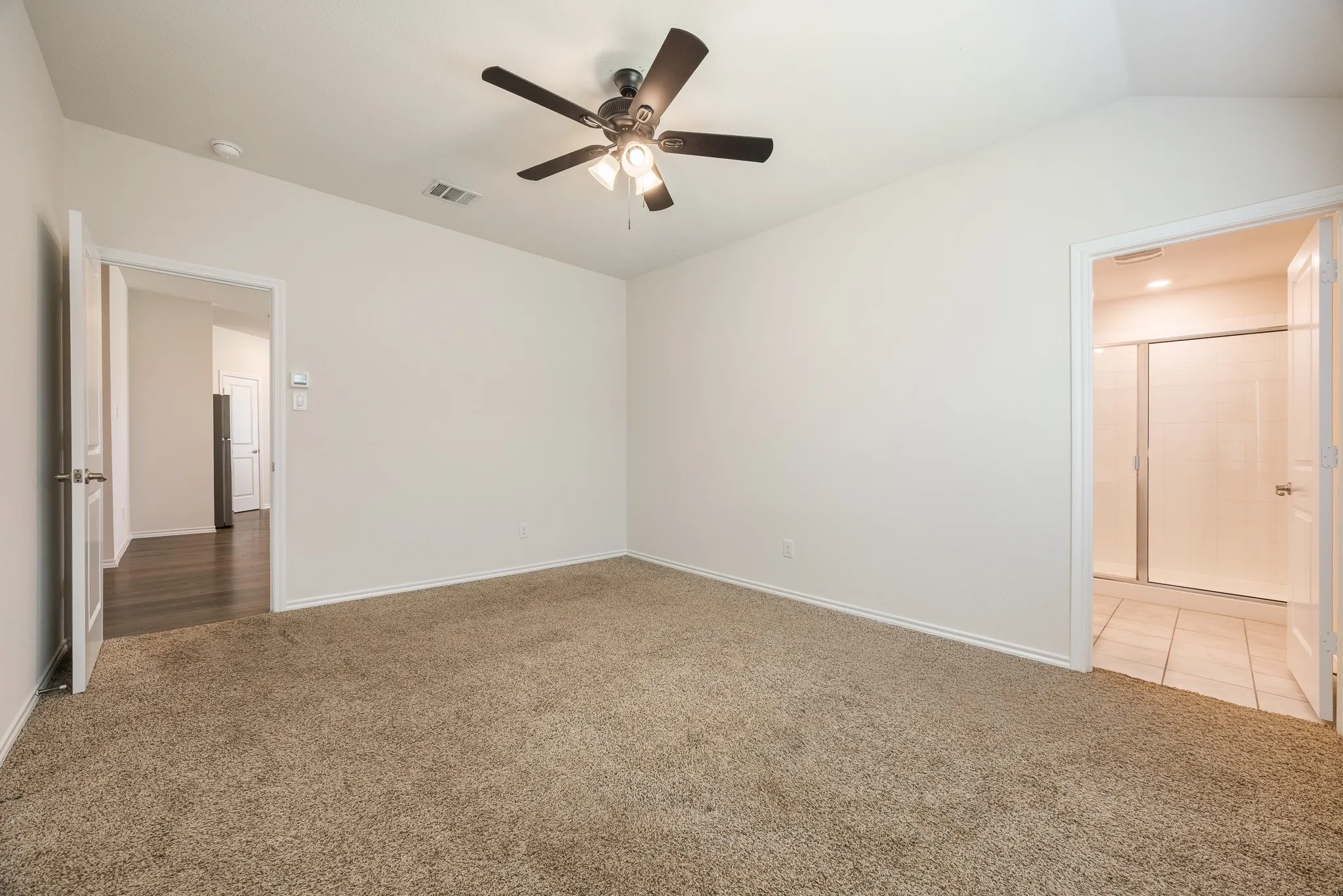 Single Family Residence For Rent in Kaufman County , 3002 Shetland Street, Forney, Texas 75126, 3 Bedroom, 2 Bathroom, 2 Garage spaces, 1,286 Sqft, built in 2020, Price $1,995, mls#21367446, Real Estate Agent in Forney, Homes For Rent in Kaufman county, Homes For Rent in Forney, Realtor in Forney Texas, Real Estate Brokerage Independent Realty Texas, Luminita Cordes Realtor
