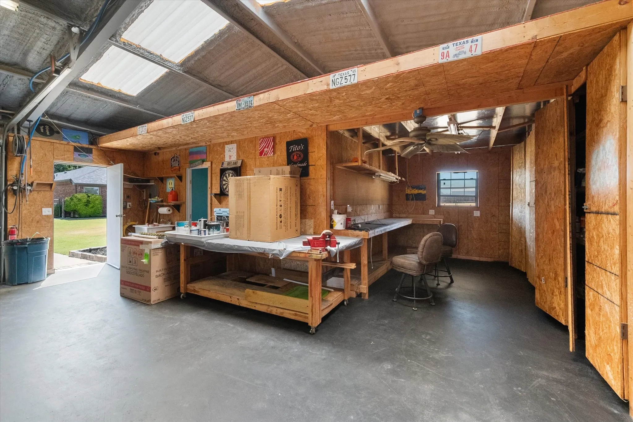 Loads of work space
