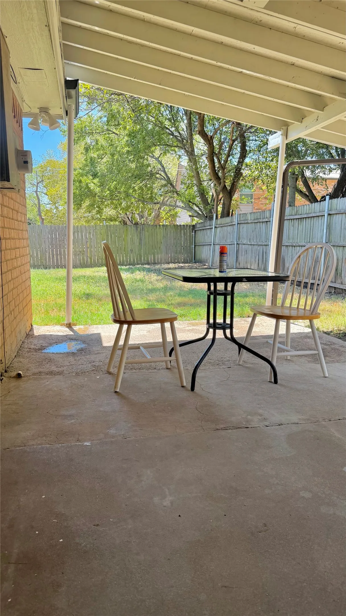 Single Family Residence For Sale in Johnson County , 405 Odell Street, Cleburne, Texas 76033, 3 Bedroom, 2 Bathroom, Garage spaces, 1,765 Sqft, built in 1997, mls#21363537, Real Estate Agent in Cleburne, Homes For Sale in Johnson county, Homes For Sale in Cleburne, Realtor in Cleburne Texas, Real Estate Brokerage Independent Realty Texas, Luminita Cordes Realtor