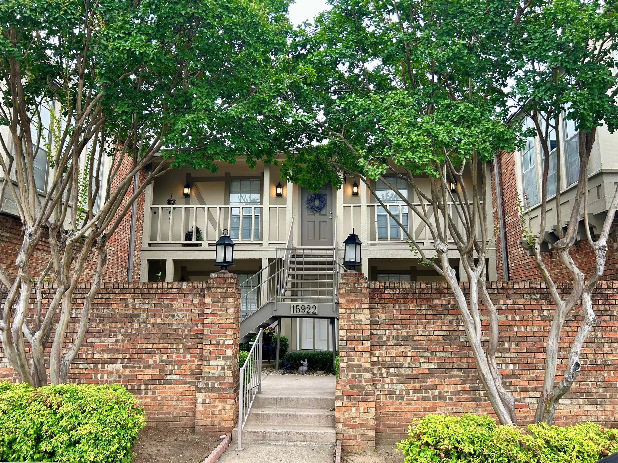 Condominium For Rent in Dallas County , 15922 Stillwood Street 1074, Dallas, Texas 75248, 0, 1 Bathroom, Garage spaces, 386 Sqft, built in 1968, Price $1,000, mls#21367453, Real Estate Agent in Dallas, Homes For Rent in Dallas county, Homes For Rent in Dallas, Realtor in Dallas Texas, Real Estate Brokerage Independent Realty Texas, Luminita Cordes Realtor