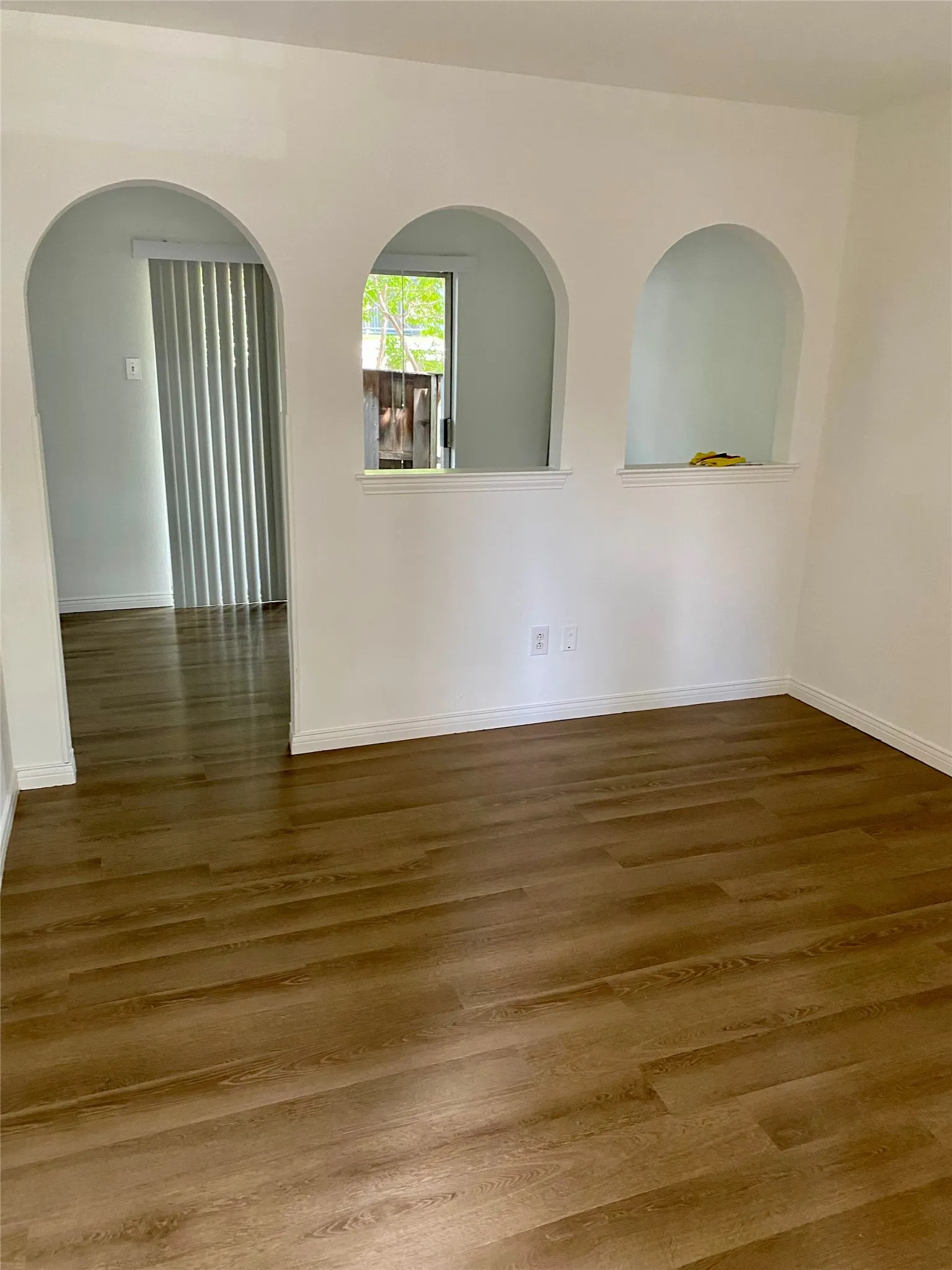 Condominium For Rent in Dallas County , 15922 Stillwood Street 1074, Dallas, Texas 75248, 0, 1 Bathroom, Garage spaces, 386 Sqft, built in 1968, Price $1,000, mls#21367453, Real Estate Agent in Dallas, Homes For Rent in Dallas county, Homes For Rent in Dallas, Realtor in Dallas Texas, Real Estate Brokerage Independent Realty Texas, Luminita Cordes Realtor