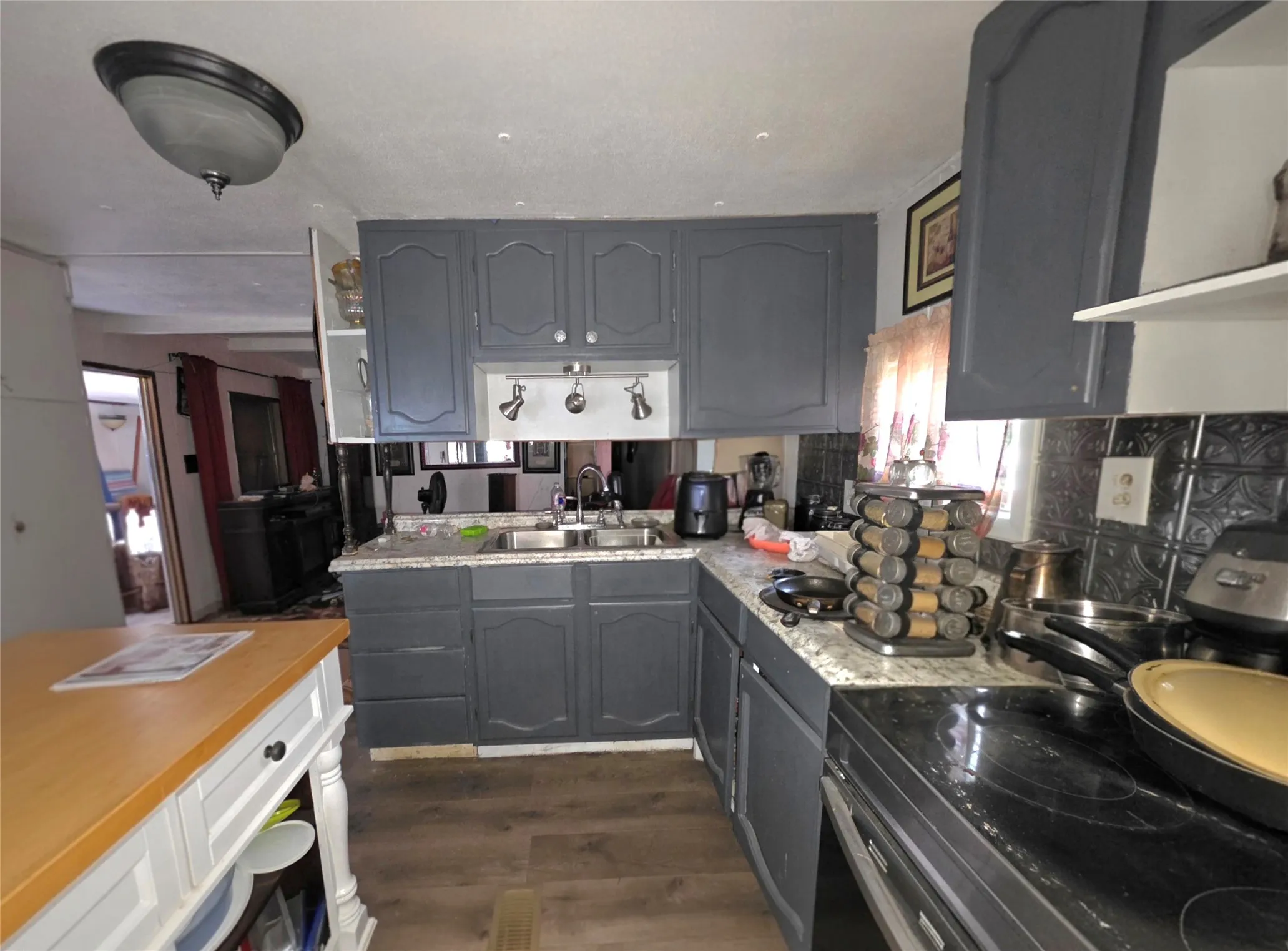 Mobile Home For Sale in Brown County , 8102 County Road 609, Brownwood, Texas 76801, 2 Bedroom, 2 Bathroom, Garage spaces, 1,124 Sqft, built in 2020, mls#21366756, Real Estate Agent in Brownwood, Homes For Sale in Brown county, Homes For Sale in Brownwood, Realtor in Brownwood Texas, Real Estate Brokerage Independent Realty Texas, Luminita Cordes Realtor