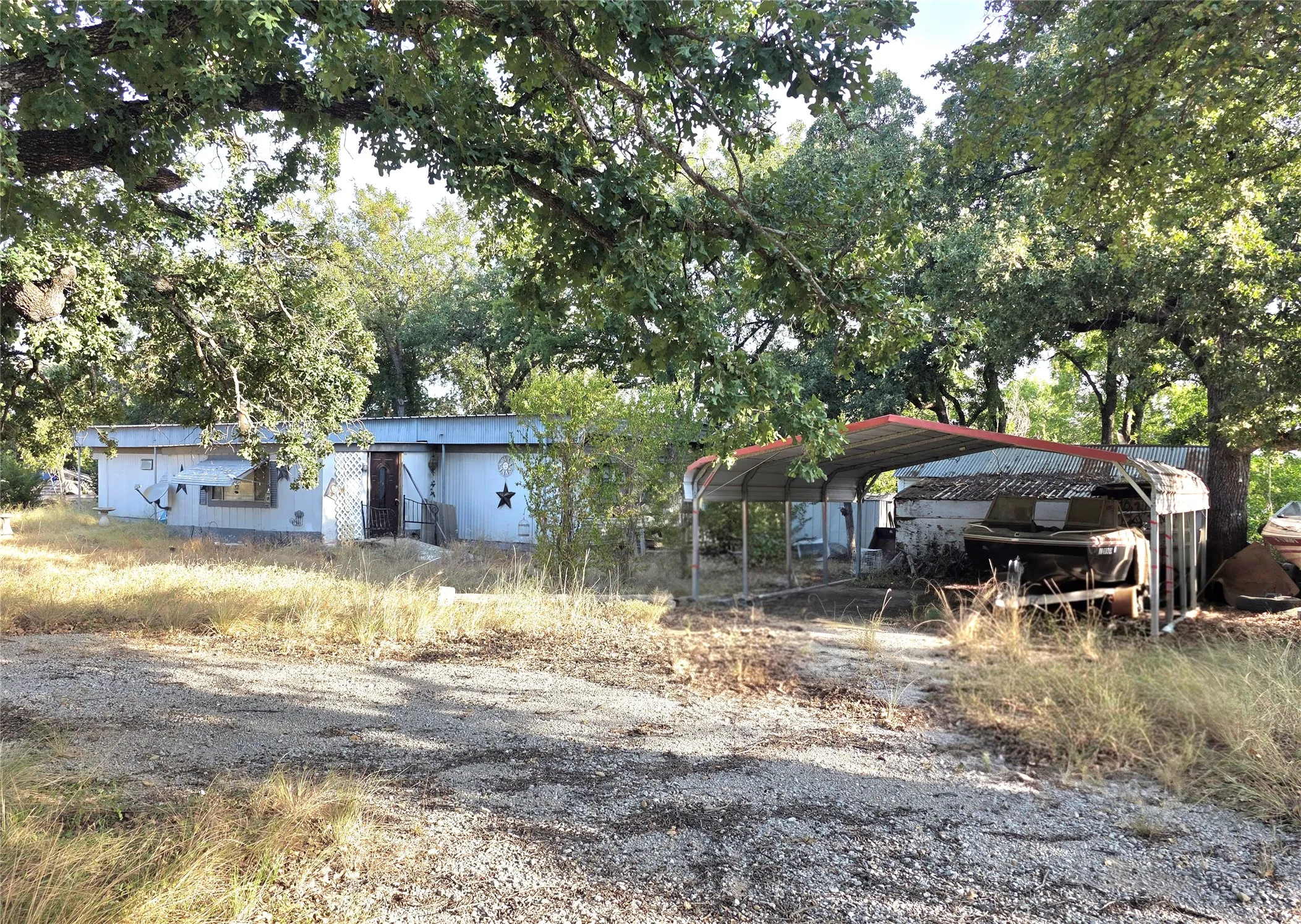 Mobile Home For Sale in Brown County , 8102 County Road 609, Brownwood, Texas 76801, 2 Bedroom, 2 Bathroom, Garage spaces, 1,124 Sqft, built in 2020, mls#21366756, Real Estate Agent in Brownwood, Homes For Sale in Brown county, Homes For Sale in Brownwood, Realtor in Brownwood Texas, Real Estate Brokerage Independent Realty Texas, Luminita Cordes Realtor