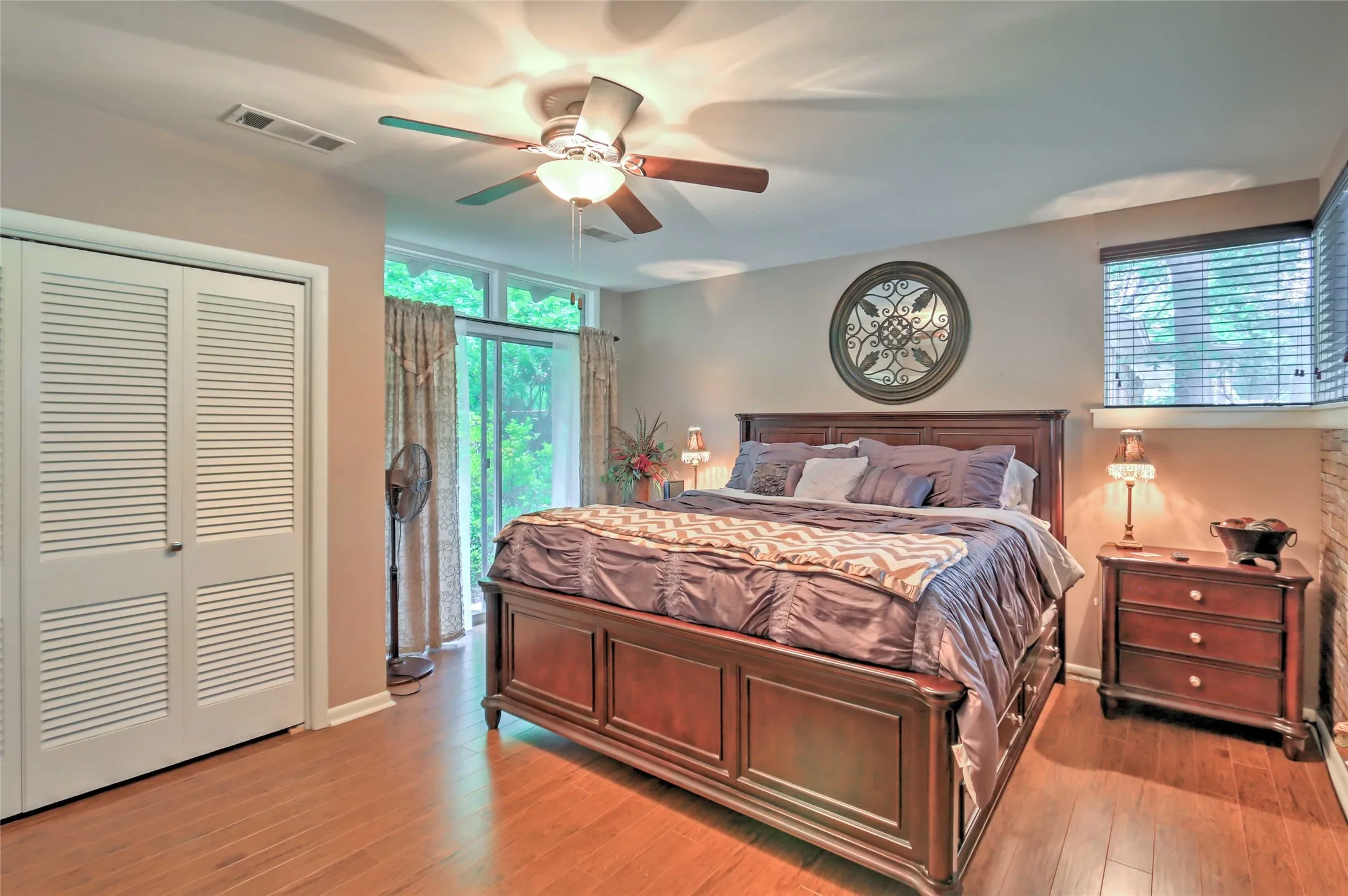 Single Family Residence For Sale in Wood County , 306 E PINE, Winnsboro, Texas 75494, 3 Bedroom, 2 Bathroom, Garage spaces, 1,519 Sqft, built in 1961, mls#21367444, Real Estate Agent in Winnsboro, Homes For Sale in Wood county, Homes For Sale in Winnsboro, Realtor in Winnsboro Texas, Real Estate Brokerage Independent Realty Texas, Luminita Cordes Realtor
