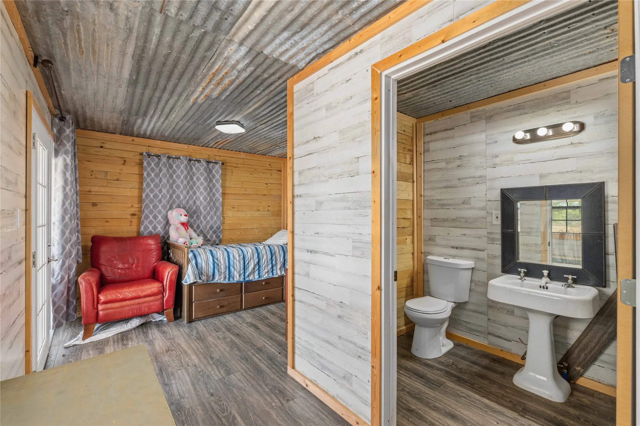 Single Family Residence For Sale in Brown County , 9486 Coppic Ranch Road, Brownwood, Texas 76801, 3 Bedroom, 3 Bathroom, Garage spaces, 1,550 Sqft, built in 0, mls#21363267, Real Estate Agent in Brownwood, Homes For Sale in Brown county, Homes For Sale in Brownwood, Realtor in Brownwood Texas, Real Estate Brokerage Independent Realty Texas, Luminita Cordes Realtor