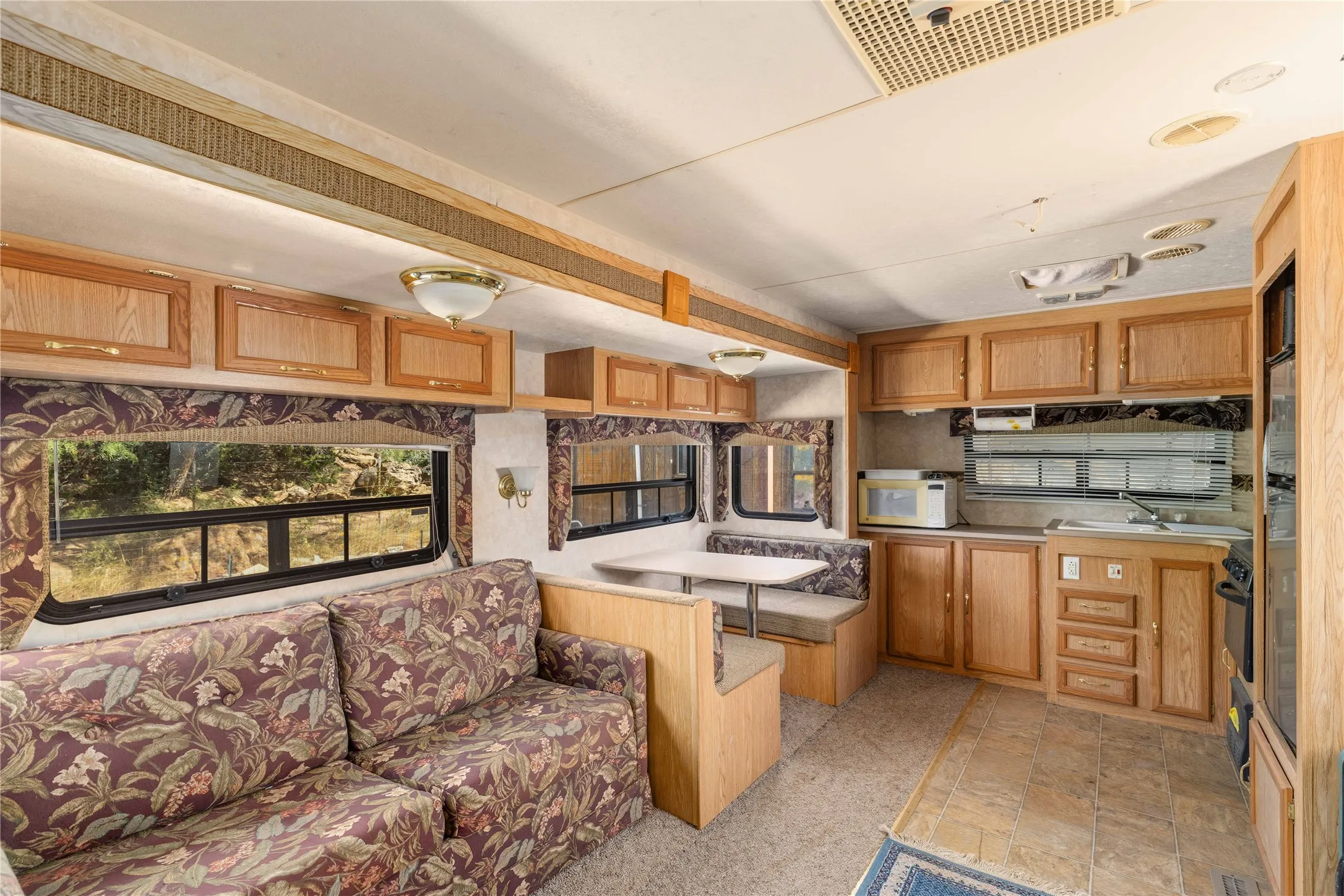 Single Family Residence For Sale in Brown County , 9486 Coppic Ranch Road, Brownwood, Texas 76801, 3 Bedroom, 3 Bathroom, Garage spaces, 1,550 Sqft, built in 0, mls#21363267, Real Estate Agent in Brownwood, Homes For Sale in Brown county, Homes For Sale in Brownwood, Realtor in Brownwood Texas, Real Estate Brokerage Independent Realty Texas, Luminita Cordes Realtor