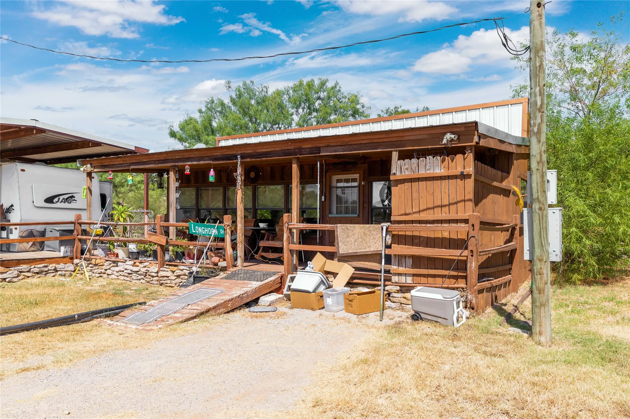 Single Family Residence For Sale in Brown County , 9486 Coppic Ranch Road, Brownwood, Texas 76801, 3 Bedroom, 3 Bathroom, Garage spaces, 1,550 Sqft, built in 0, mls#21363267, Real Estate Agent in Brownwood, Homes For Sale in Brown county, Homes For Sale in Brownwood, Realtor in Brownwood Texas, Real Estate Brokerage Independent Realty Texas, Luminita Cordes Realtor