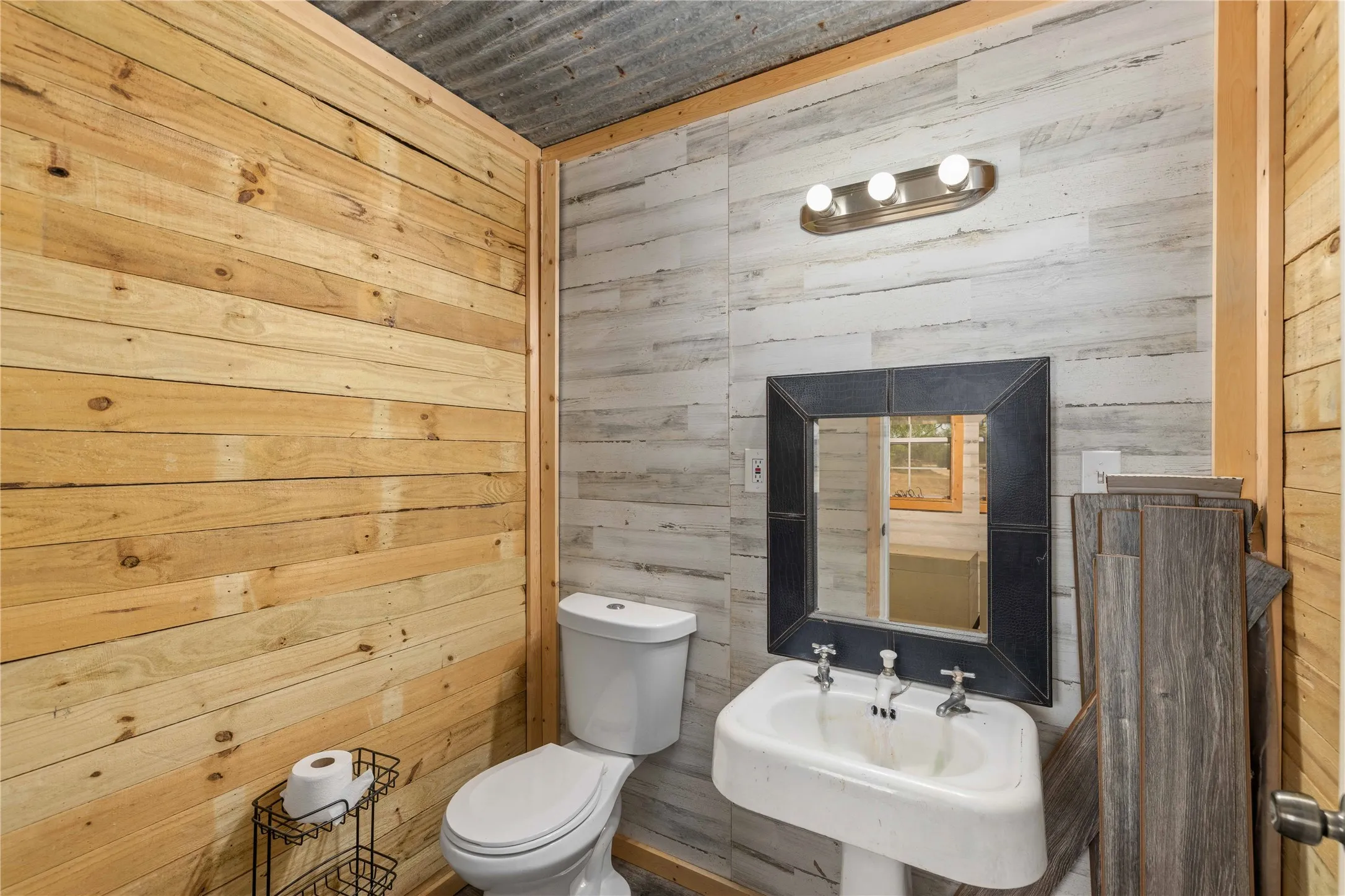 Single Family Residence For Sale in Brown County , 9486 Coppic Ranch Road, Brownwood, Texas 76801, 3 Bedroom, 3 Bathroom, Garage spaces, 1,550 Sqft, built in 0, mls#21363267, Real Estate Agent in Brownwood, Homes For Sale in Brown county, Homes For Sale in Brownwood, Realtor in Brownwood Texas, Real Estate Brokerage Independent Realty Texas, Luminita Cordes Realtor