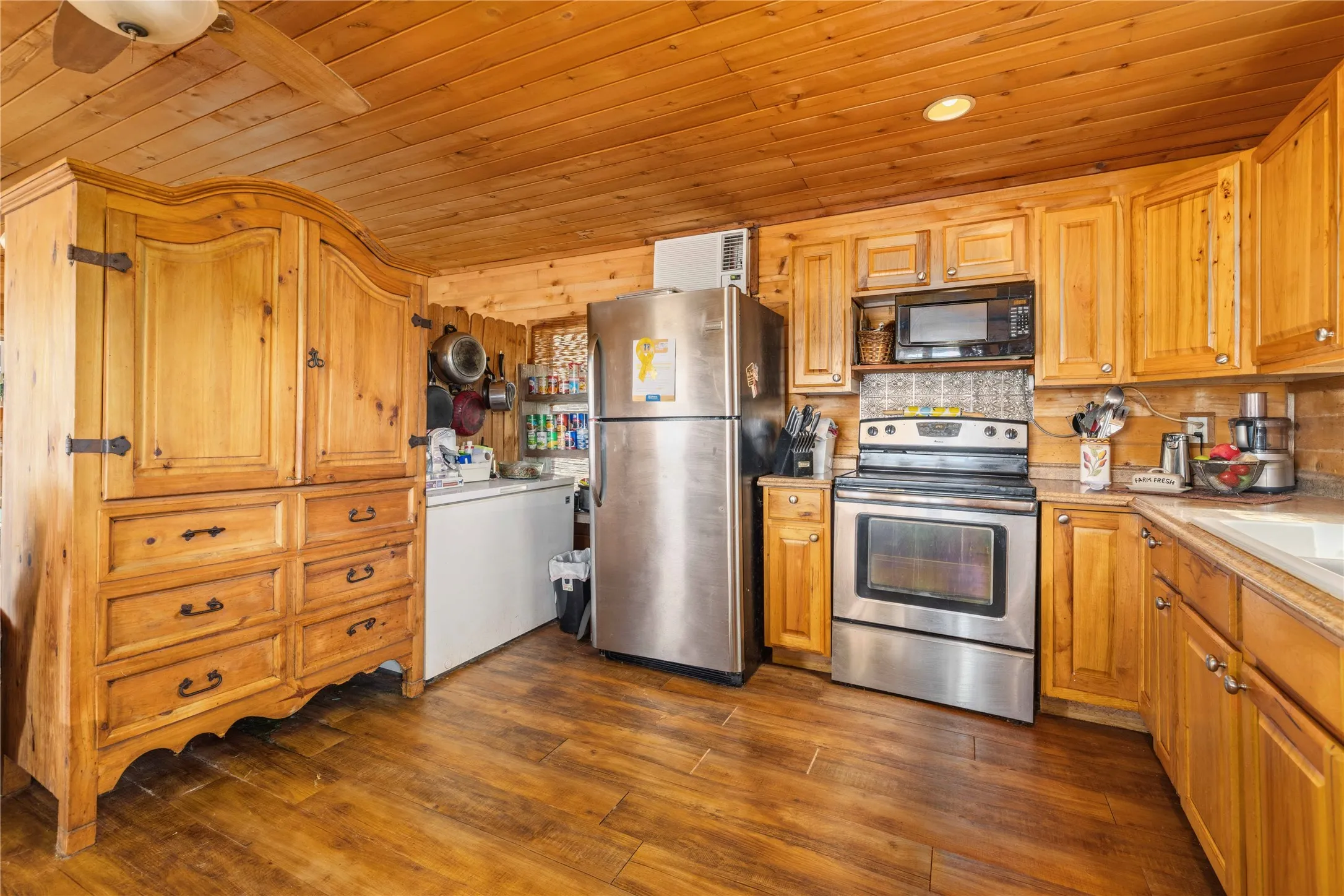 Single Family Residence For Sale in Brown County , 9486 Coppic Ranch Road, Brownwood, Texas 76801, 3 Bedroom, 3 Bathroom, Garage spaces, 1,550 Sqft, built in 0, mls#21363267, Real Estate Agent in Brownwood, Homes For Sale in Brown county, Homes For Sale in Brownwood, Realtor in Brownwood Texas, Real Estate Brokerage Independent Realty Texas, Luminita Cordes Realtor