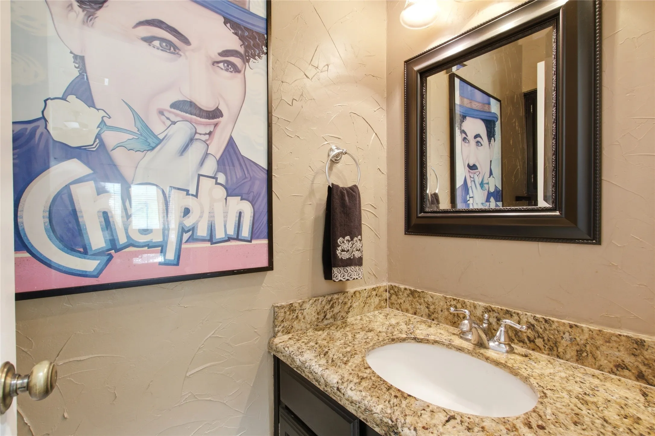 Single Family Residence For Sale in Dallas County , 14400 Montfort Drive 202, Dallas, Texas 75254, 2 Bedroom, 3 Bathroom, 1 Garage spaces, 1,179 Sqft, built in 1983, mls#21356433, Real Estate Agent in Dallas, Homes For Sale in Dallas county, Homes For Sale in Dallas, Realtor in Dallas Texas, Real Estate Brokerage Independent Realty Texas, Luminita Cordes Realtor
