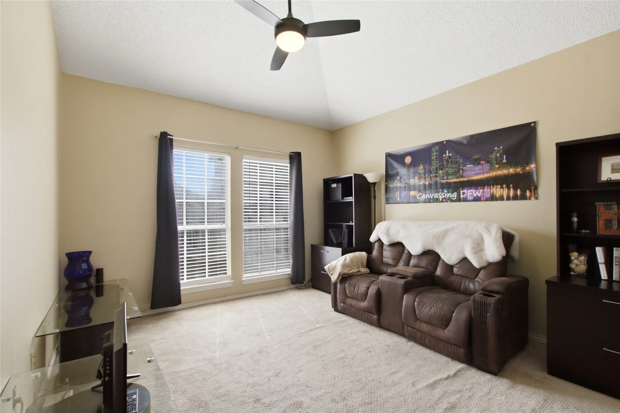 Single Family Residence For Sale in Dallas County , 14400 Montfort Drive 202, Dallas, Texas 75254, 2 Bedroom, 3 Bathroom, 1 Garage spaces, 1,179 Sqft, built in 1983, mls#21356433, Real Estate Agent in Dallas, Homes For Sale in Dallas county, Homes For Sale in Dallas, Realtor in Dallas Texas, Real Estate Brokerage Independent Realty Texas, Luminita Cordes Realtor