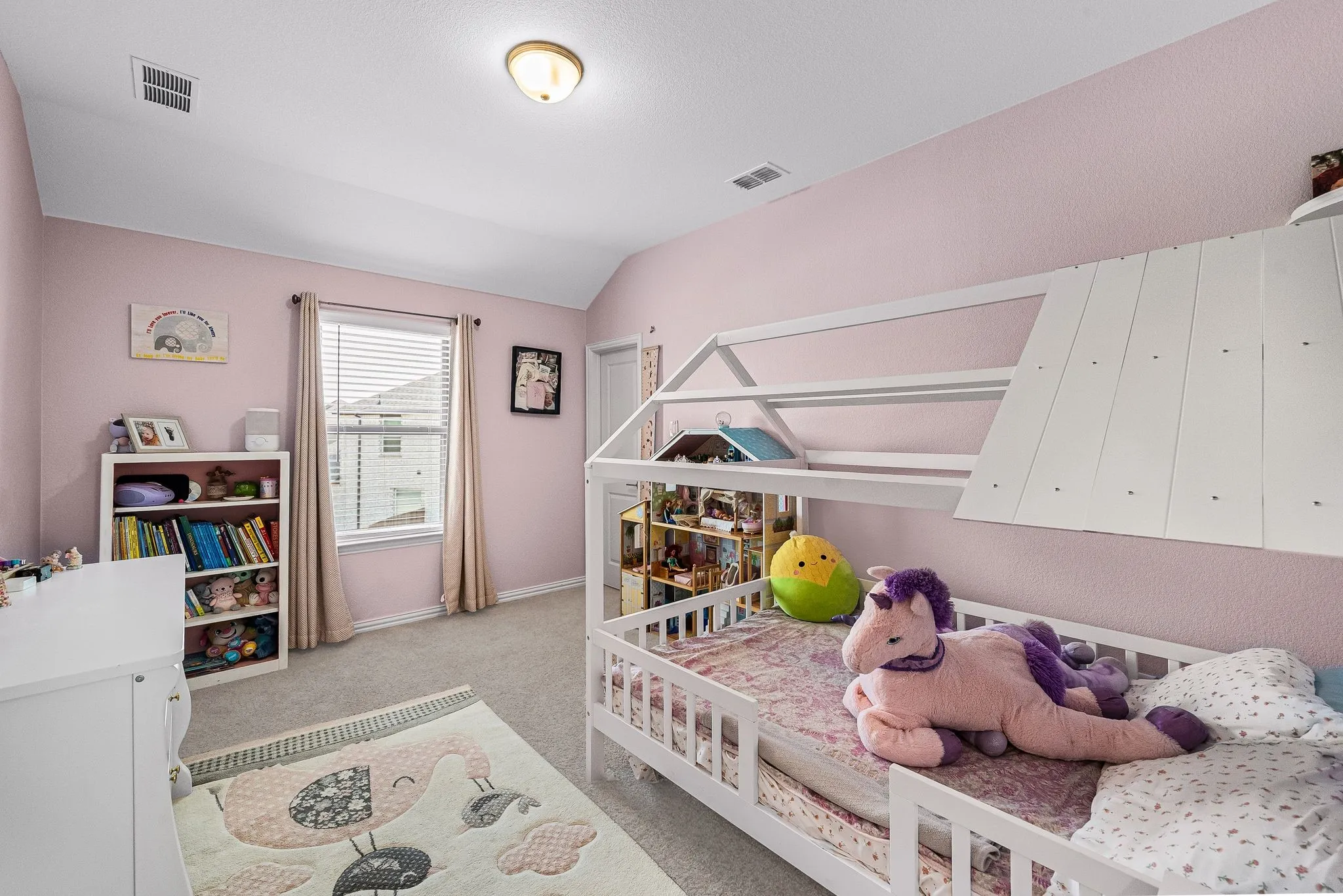 Single Family Residence For Sale in Tarrant County , 13445 Beem Trail, Fort Worth, Texas 76052, 4 Bedroom, 4 Bathroom, 2 Garage spaces, 2,702 Sqft, built in 2023, mls#21362348, Real Estate Agent in Fort Worth, Homes For Sale in Tarrant county, Homes For Sale in Fort Worth, Realtor in Fort Worth Texas, Real Estate Brokerage Independent Realty Texas, Luminita Cordes Realtor